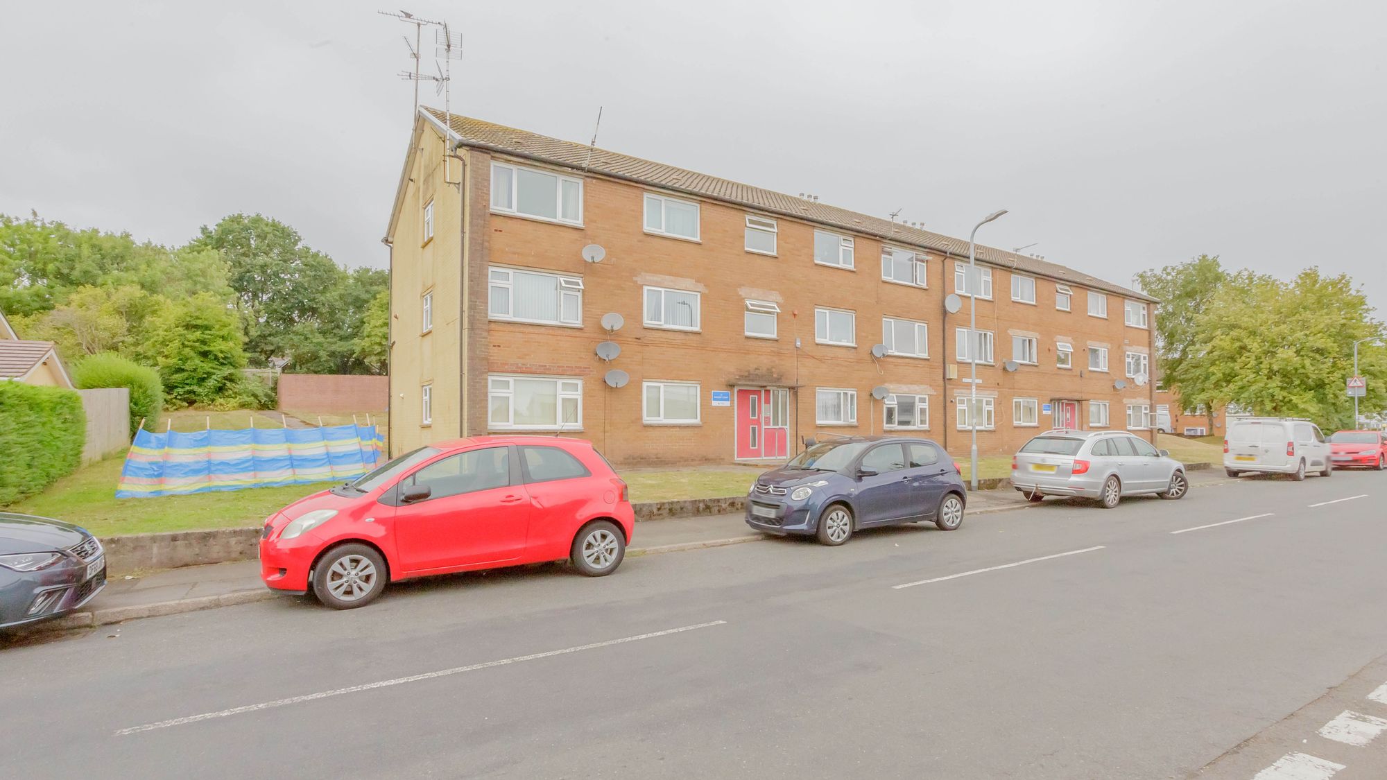 2 bed flat to rent in Anglesey Court, Newport  - Property Image 1