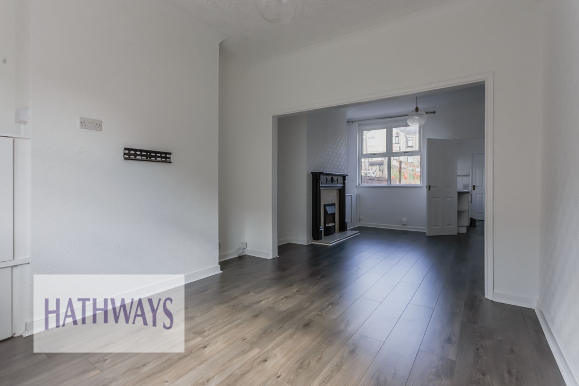 3 bed terraced house to rent in New Street, Cwmbran  - Property Image 5
