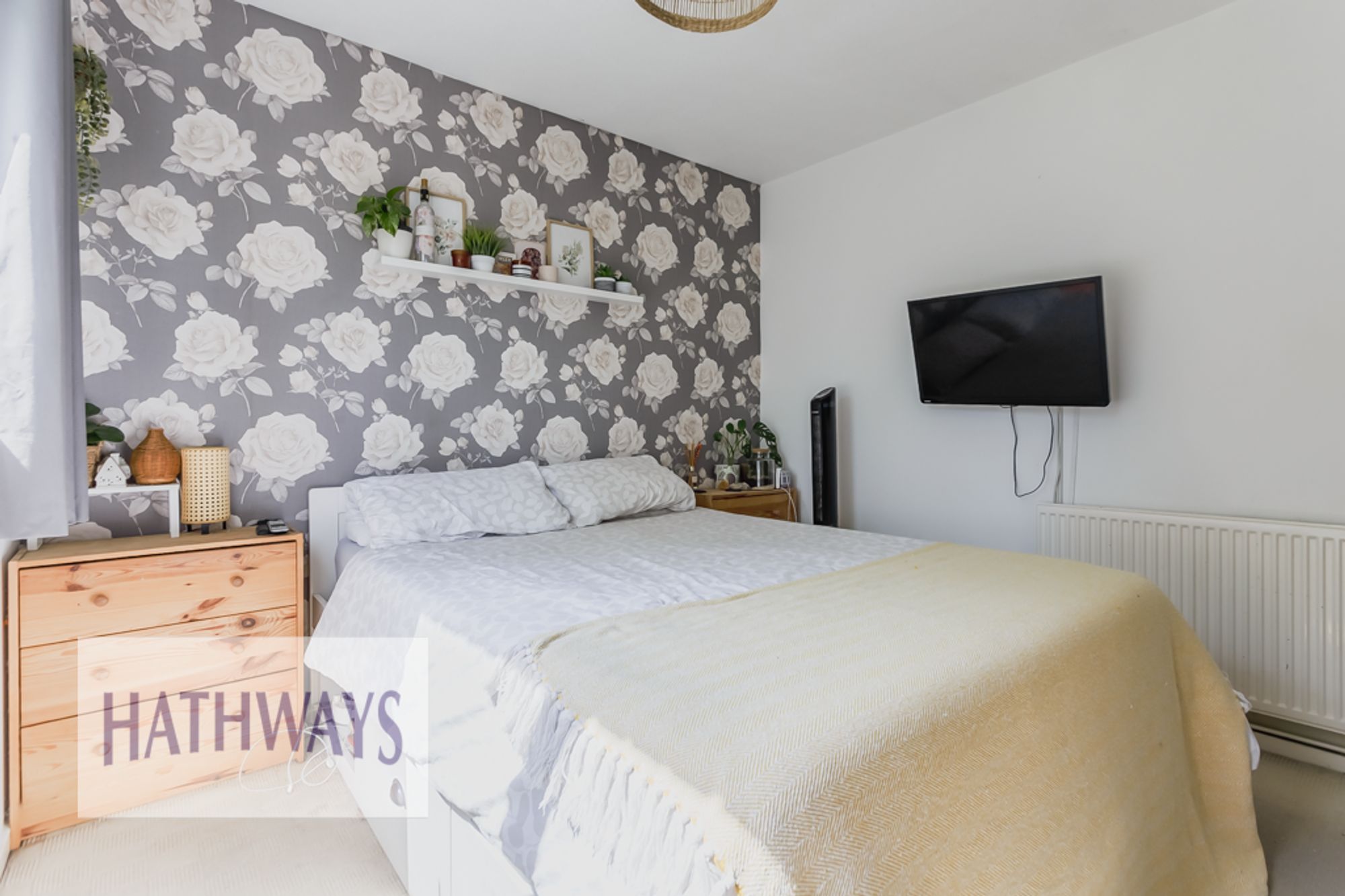 4 bed mid-terraced house for sale in Snowdon Court, Cwmbran  - Property Image 17