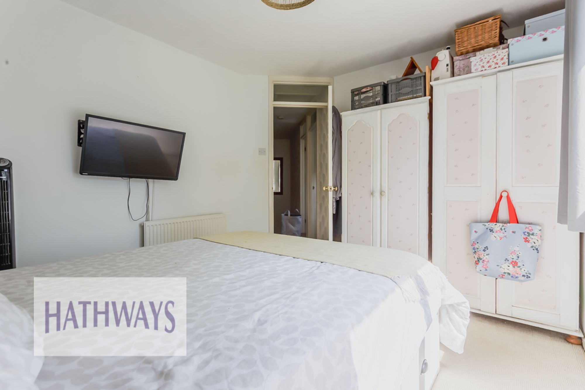 4 bed mid-terraced house for sale in Snowdon Court, Cwmbran  - Property Image 18