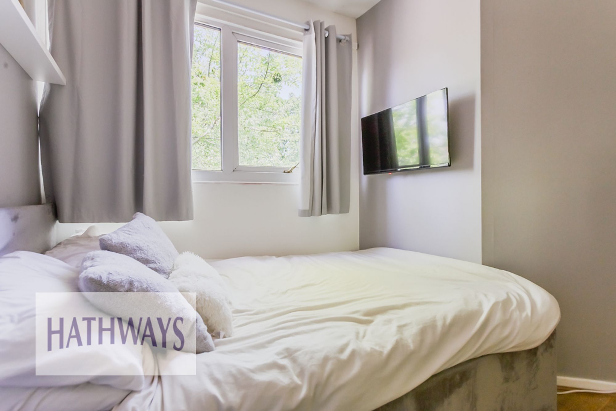 4 bed mid-terraced house for sale in Snowdon Court, Cwmbran 20