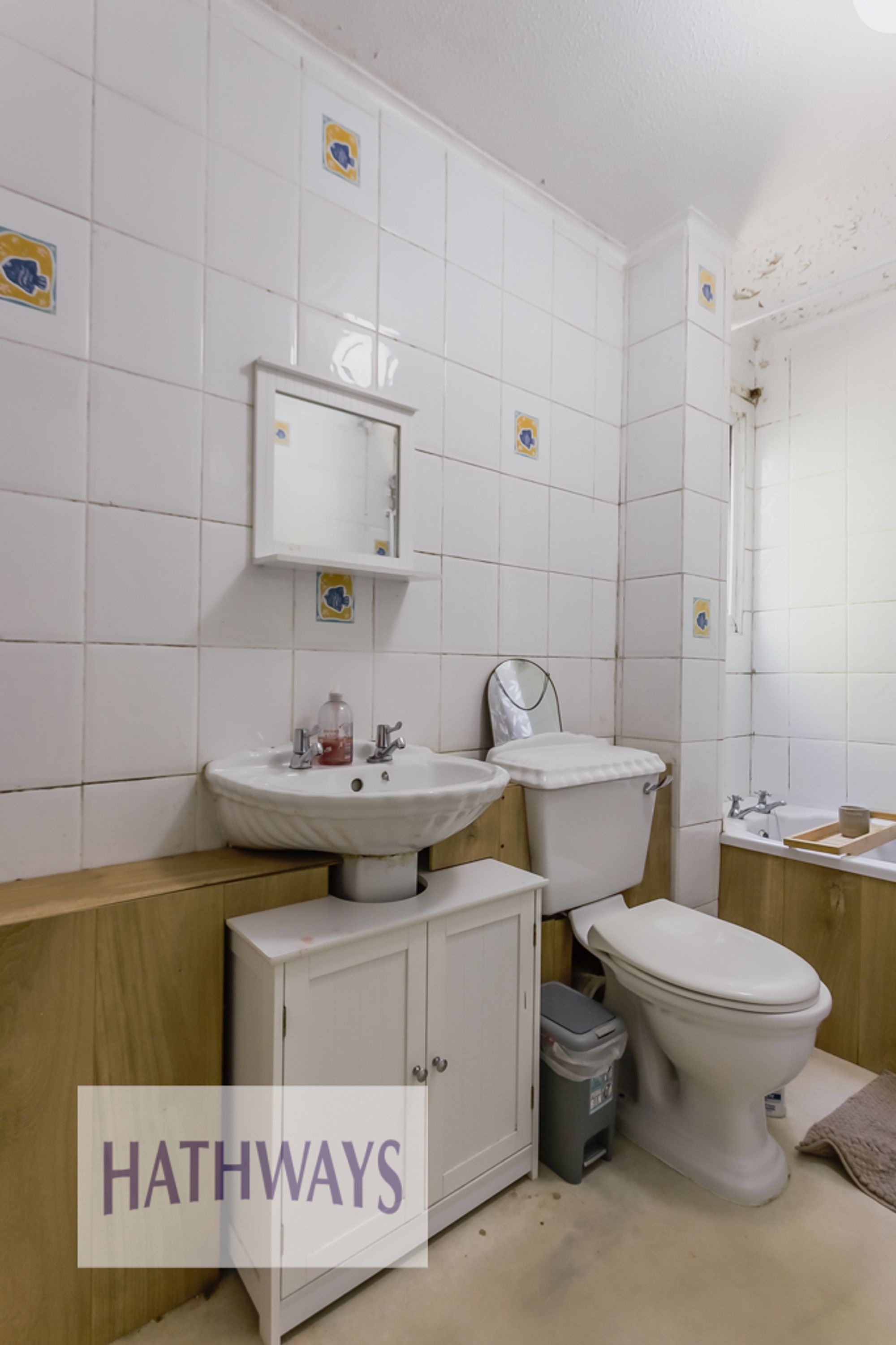 4 bed mid-terraced house for sale in Snowdon Court, Cwmbran 28