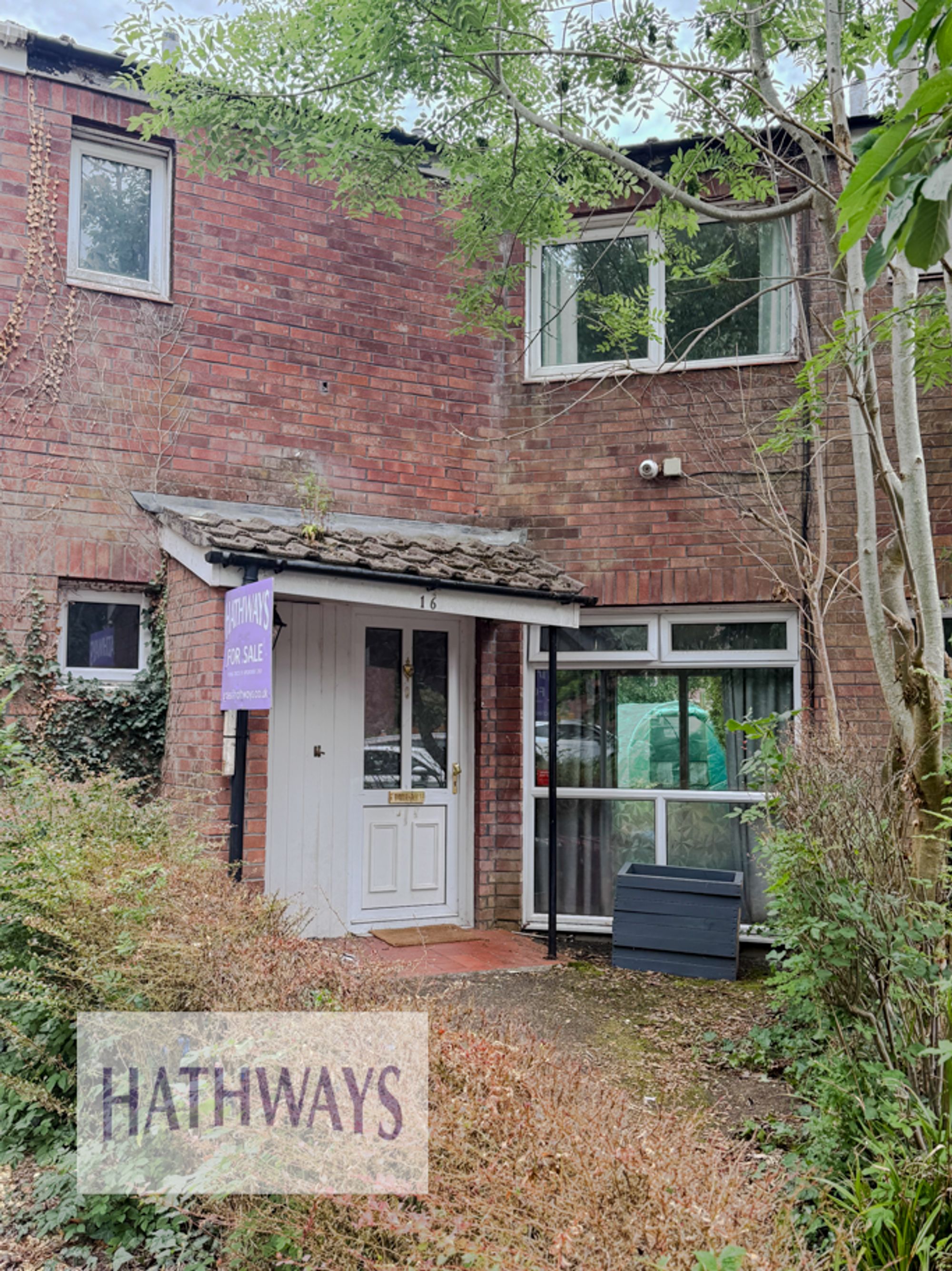 4 bed mid-terraced house for sale in Snowdon Court, Cwmbran, NP44