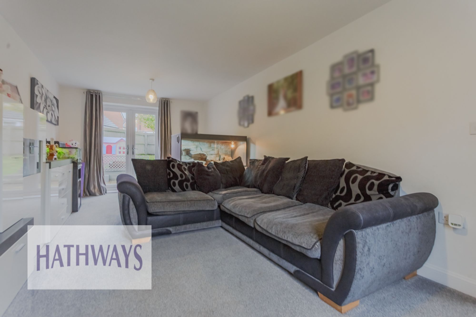 4 bed detached house for sale in Lon Gwenant, Cwmbran 4