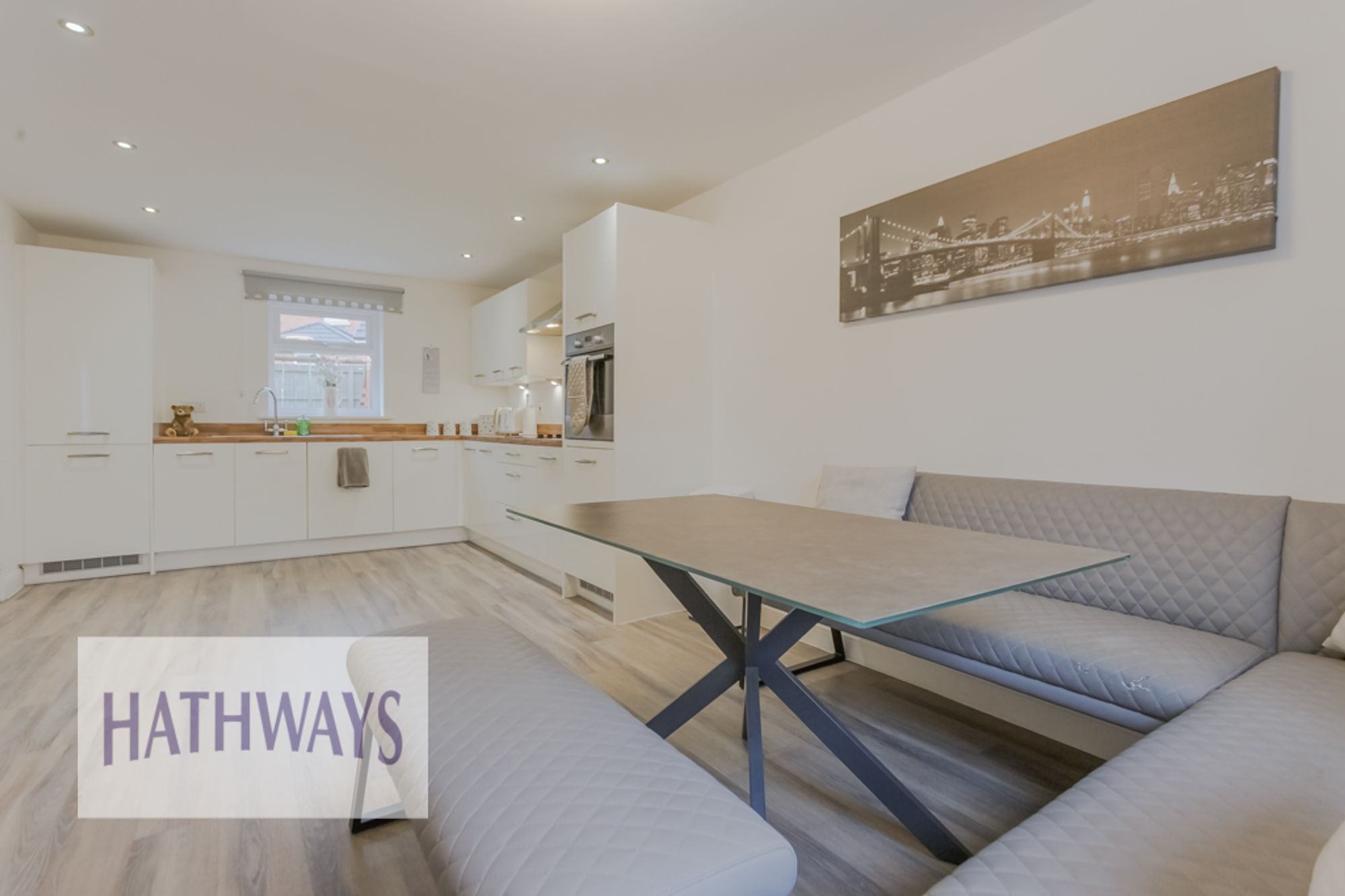 4 bed detached house for sale in Lon Gwenant, Cwmbran 10