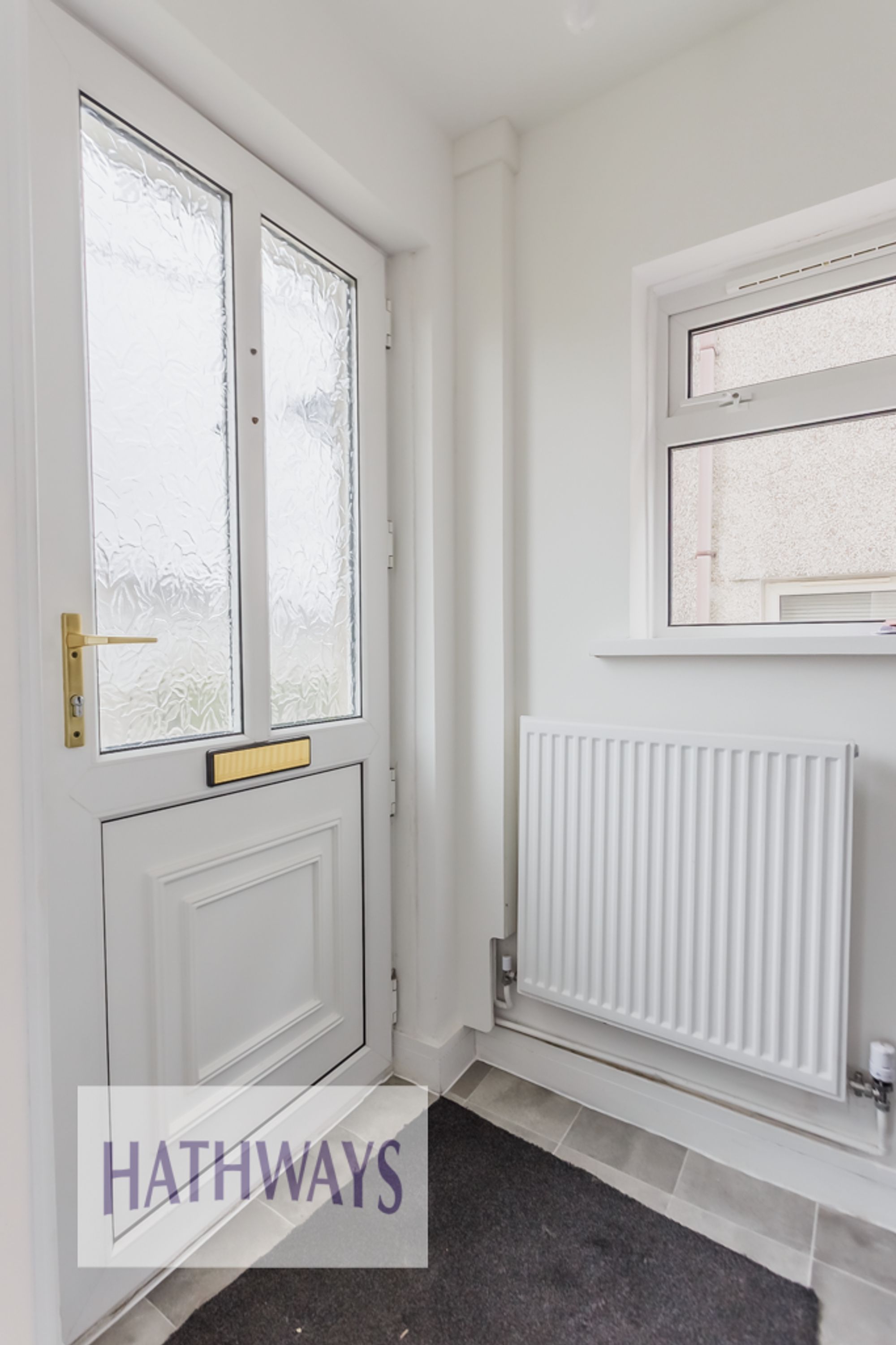 3 bed semi-detached house for sale in Penrhiw Avenue, Blackwood 4