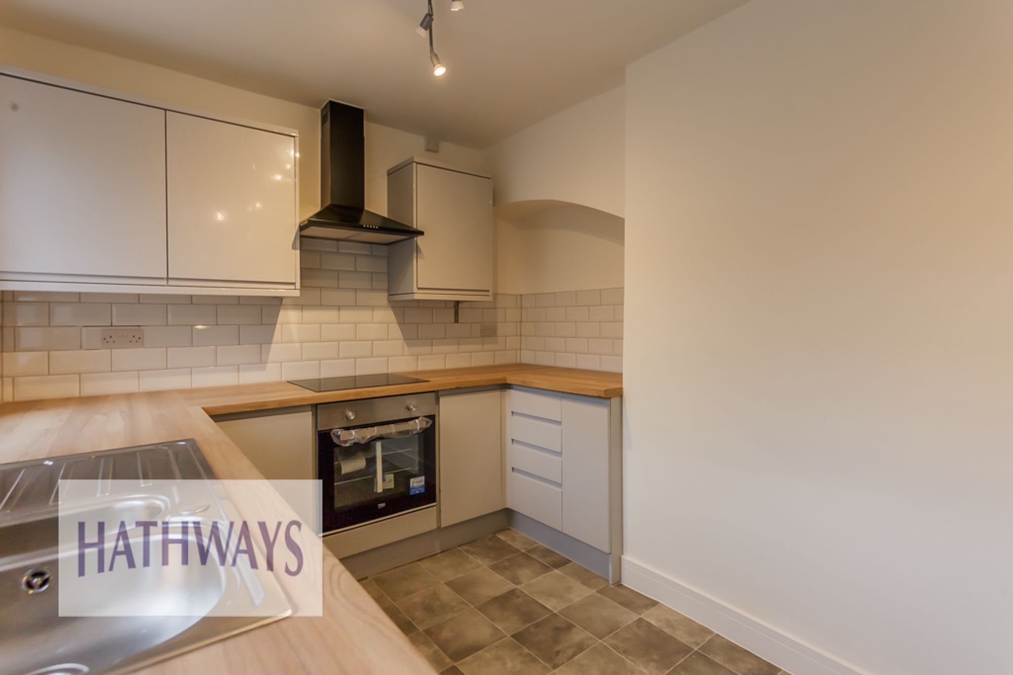 3 bed semi-detached house for sale in Penrhiw Avenue, Blackwood 9