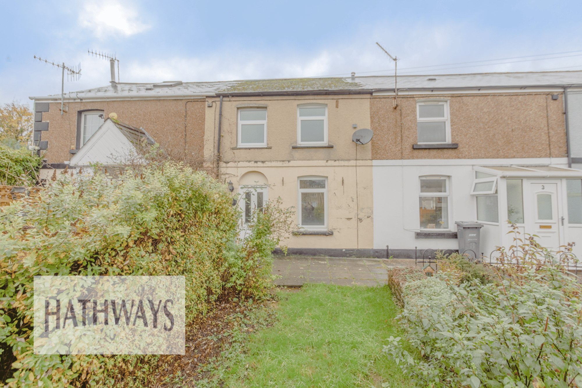 2 bed terraced house to rent in Caepalish, Pontypool - Property Image 1