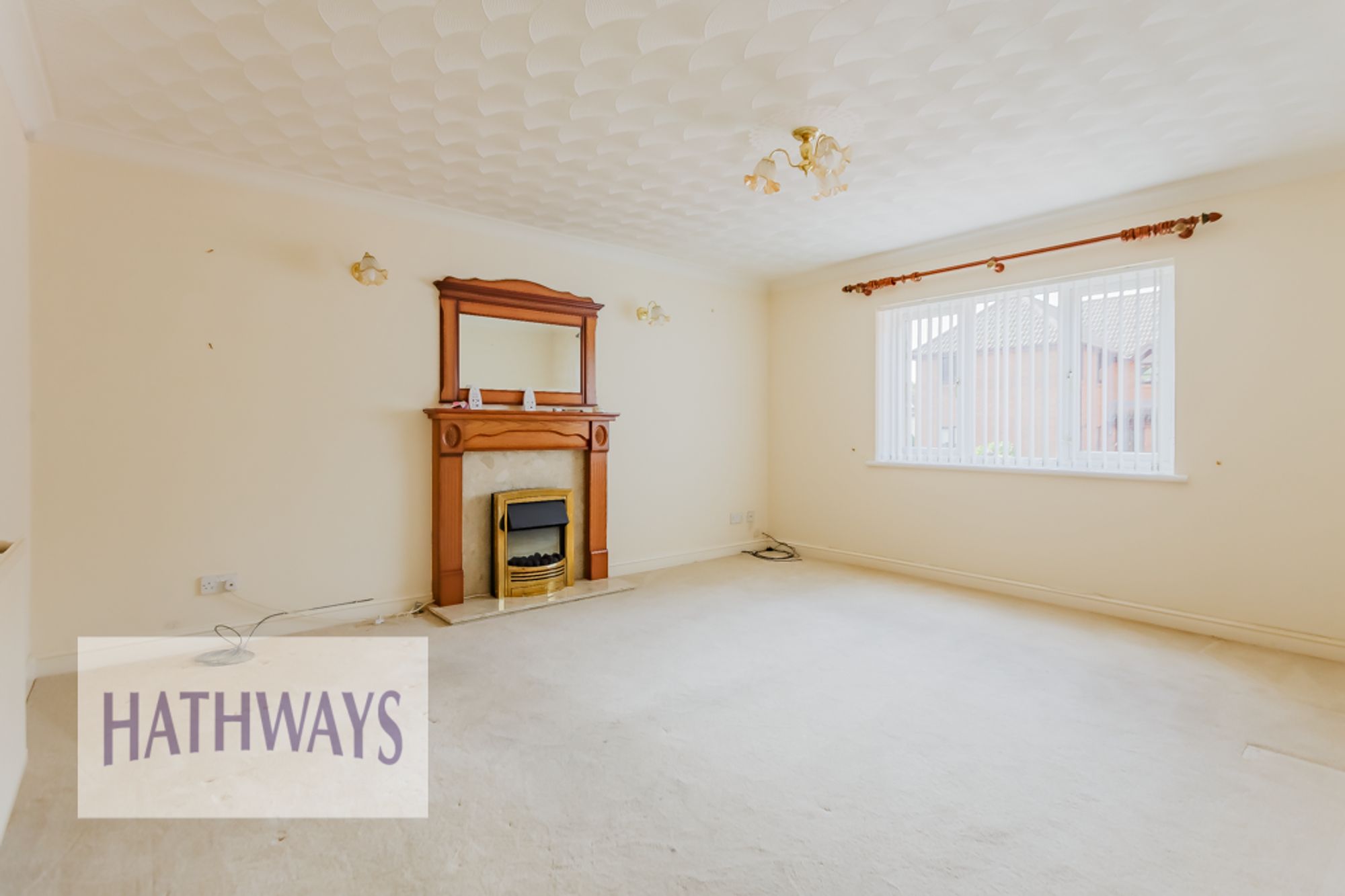 2 bed ground floor flat for sale in Croesyceiliog, Cwmbran 4