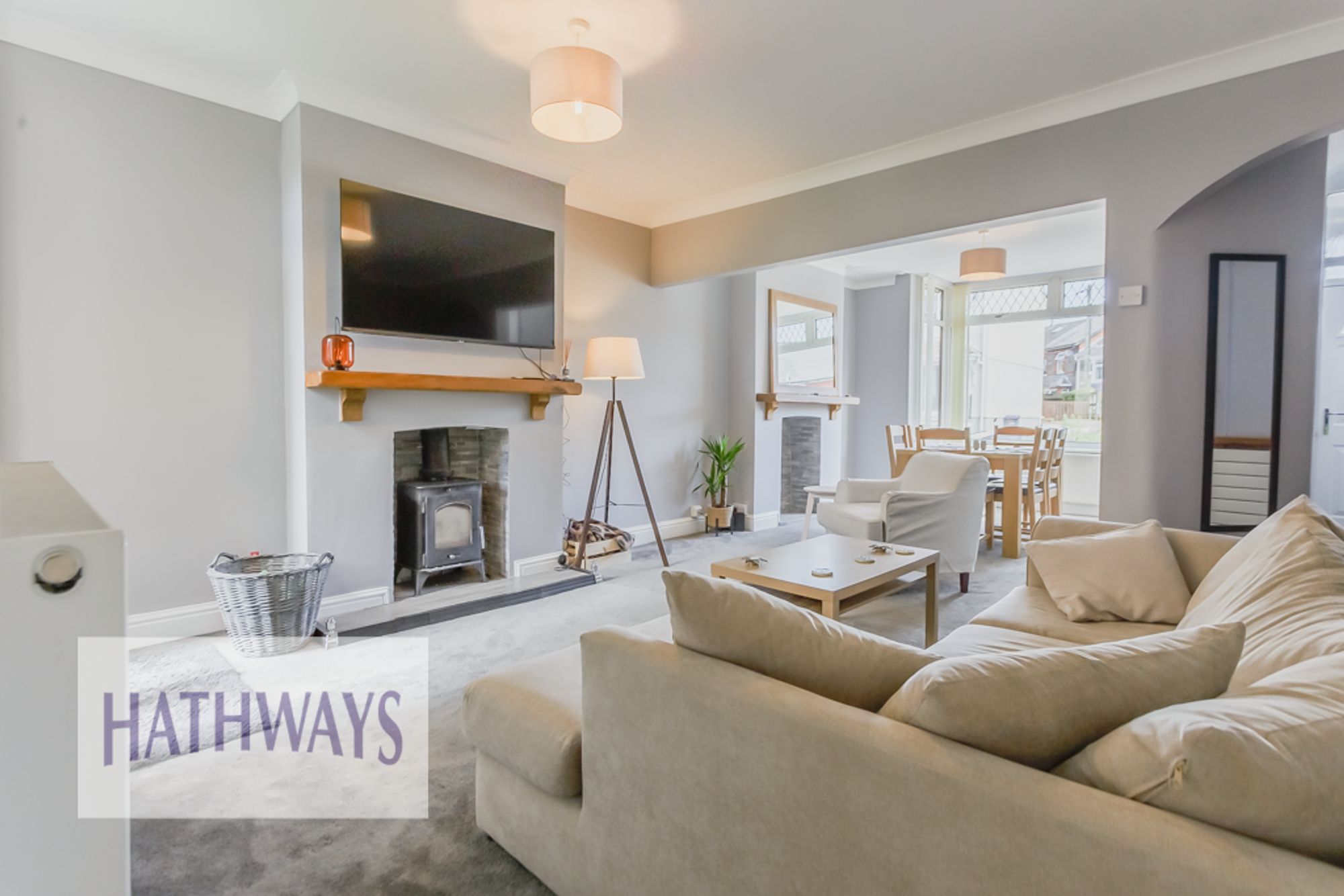 3 bed end of terrace house for sale in Grove Estate, Pontypool  - Property Image 8