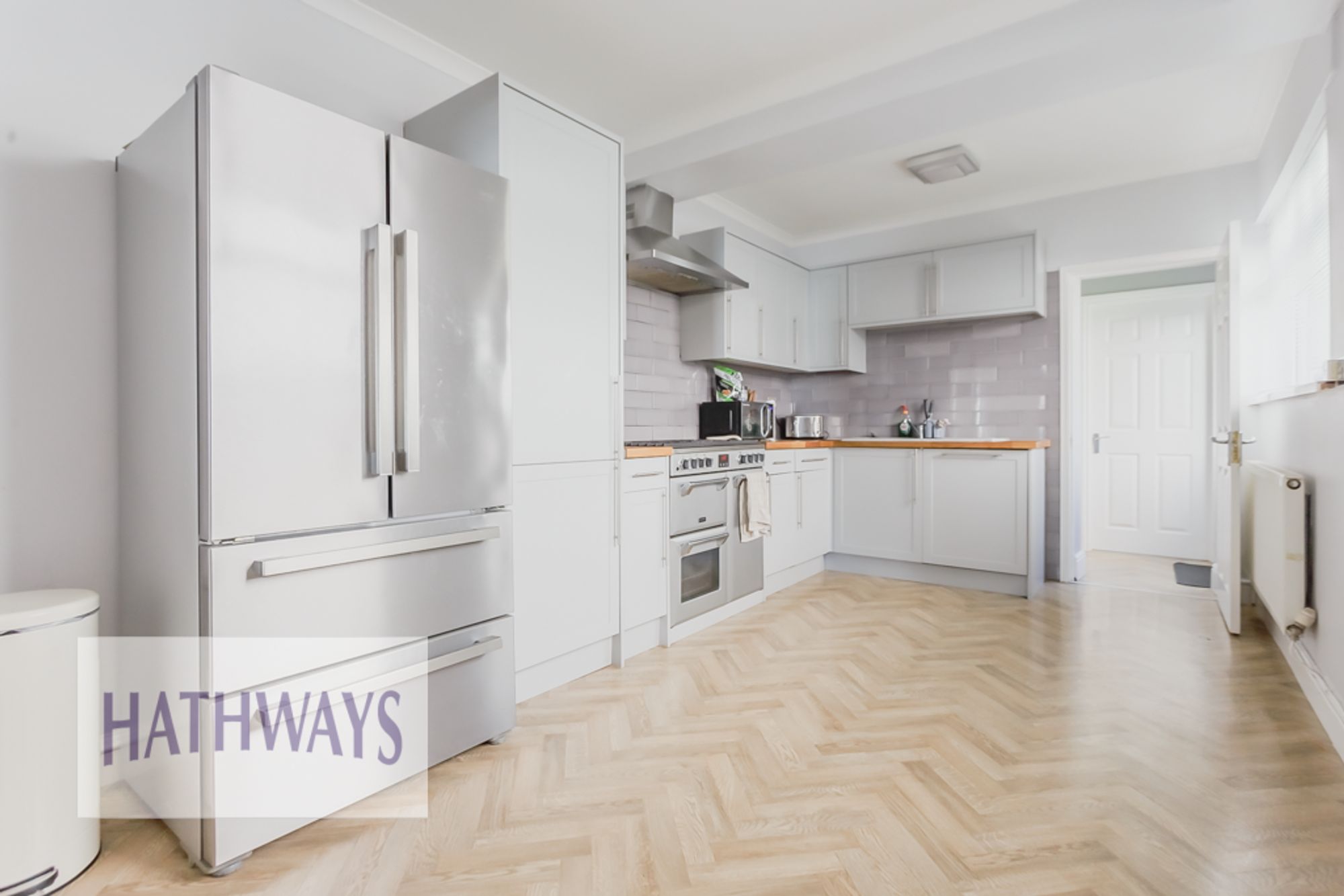3 bed end of terrace house for sale in Grove Estate, Pontypool  - Property Image 14