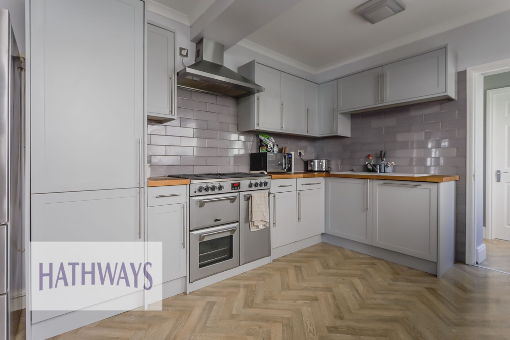3 bed end of terrace house for sale in Grove Estate, Pontypool  - Property Image 16