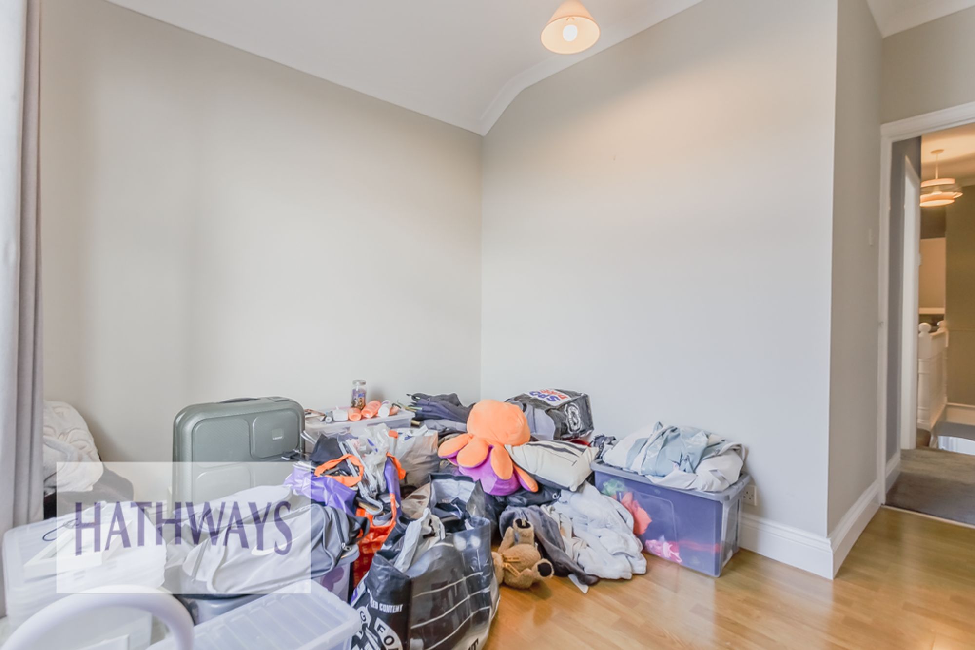3 bed end of terrace house for sale in Grove Estate, Pontypool  - Property Image 37