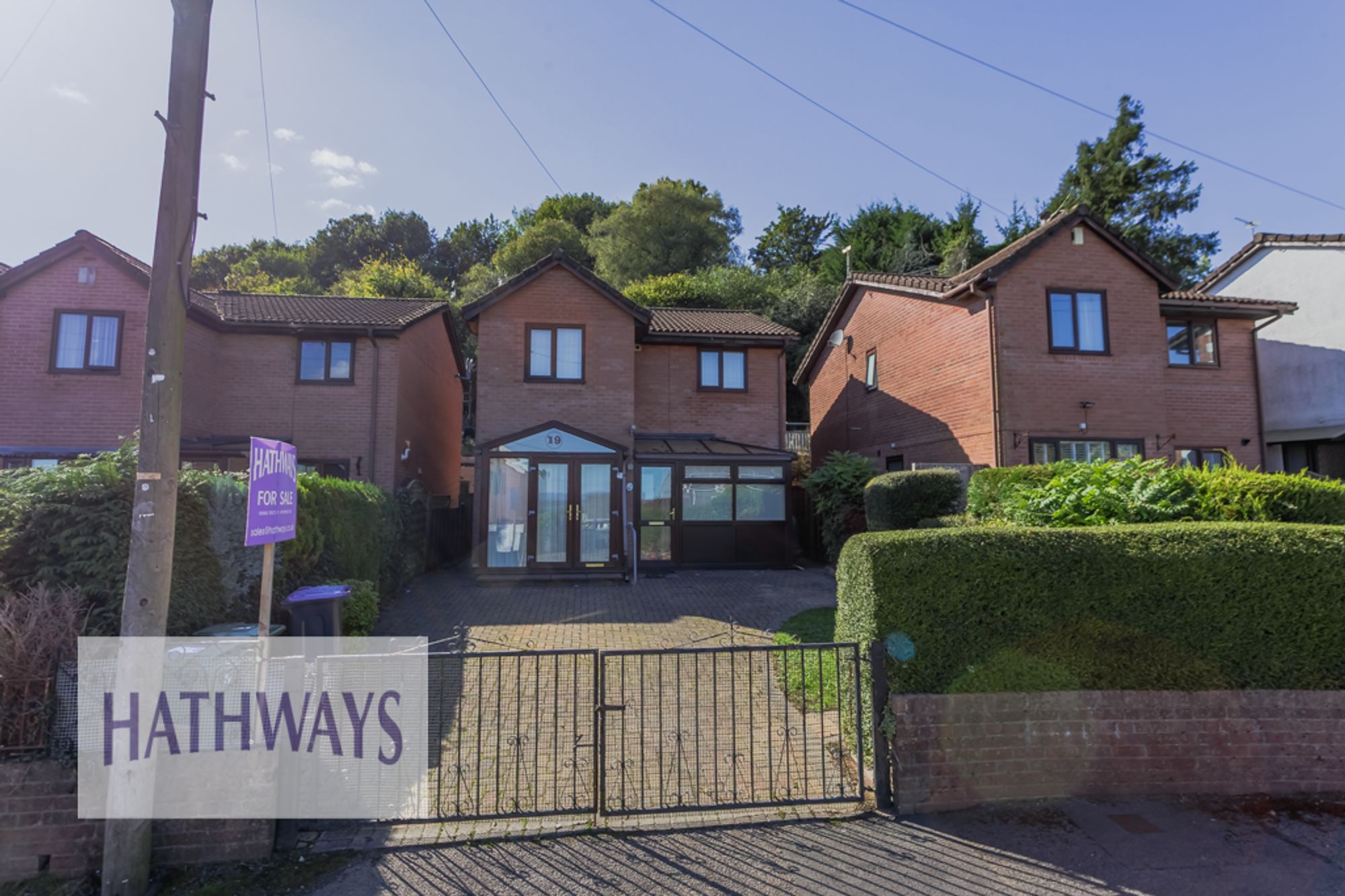 4 bed detached house for sale in Tram Road, Cwmbran  - Property Image 1