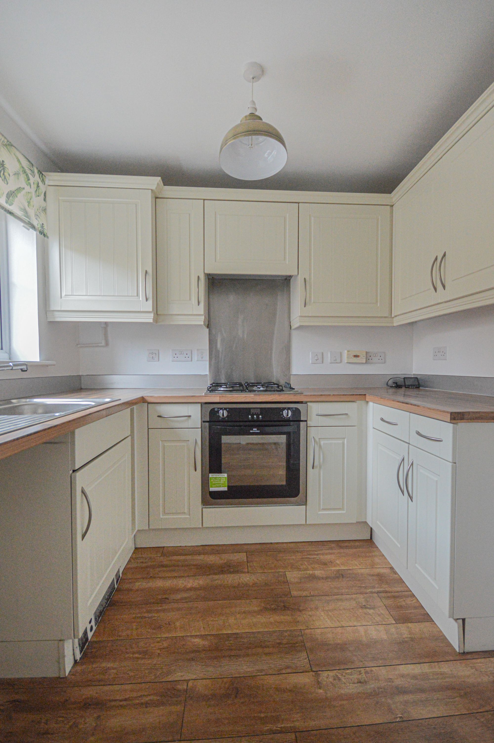 2 bed terraced house to rent in Schooner Circle, Newport  - Property Image 3