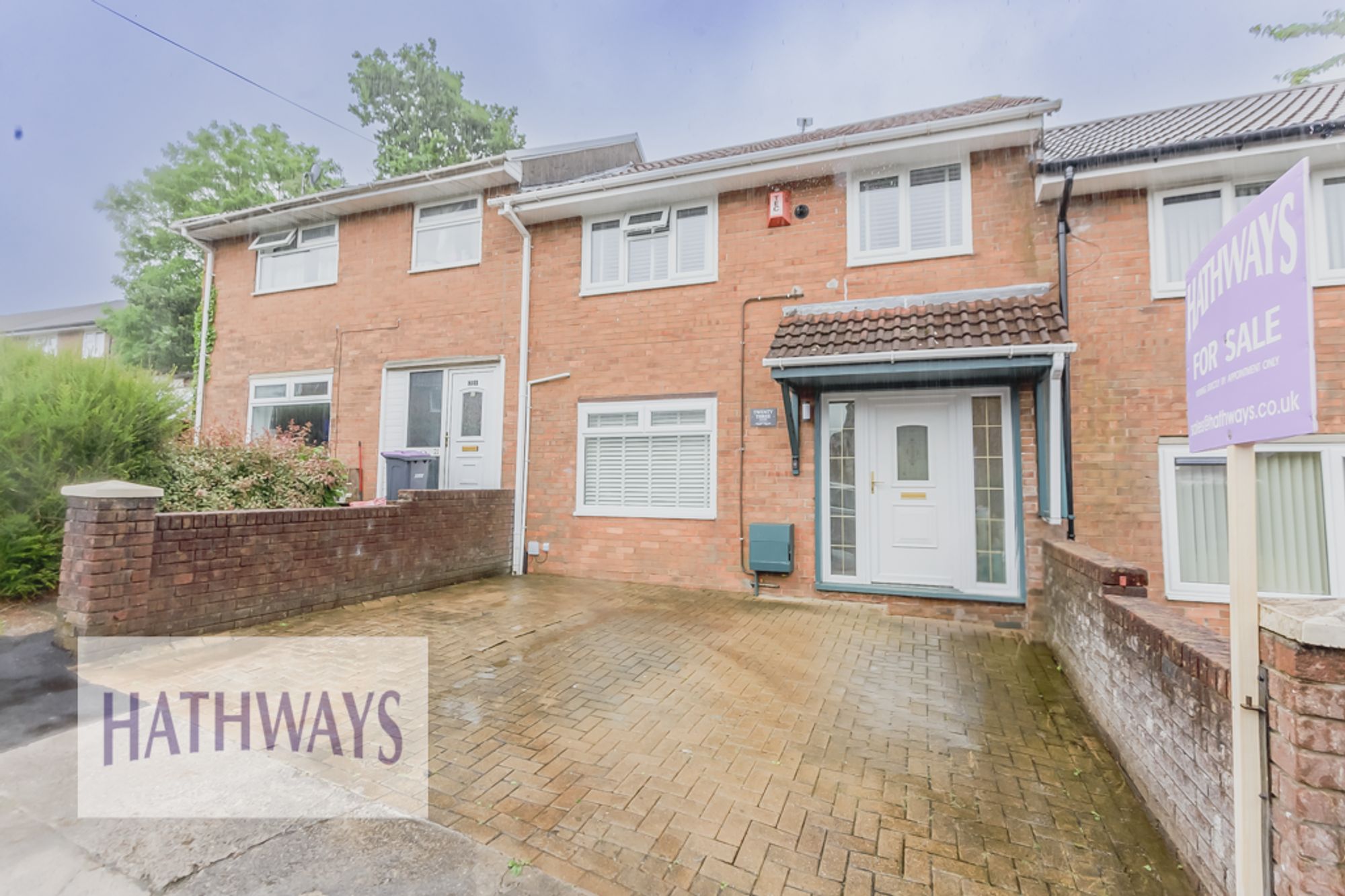 3 bed mid-terraced house for sale in The Rise, Cwmbran 31