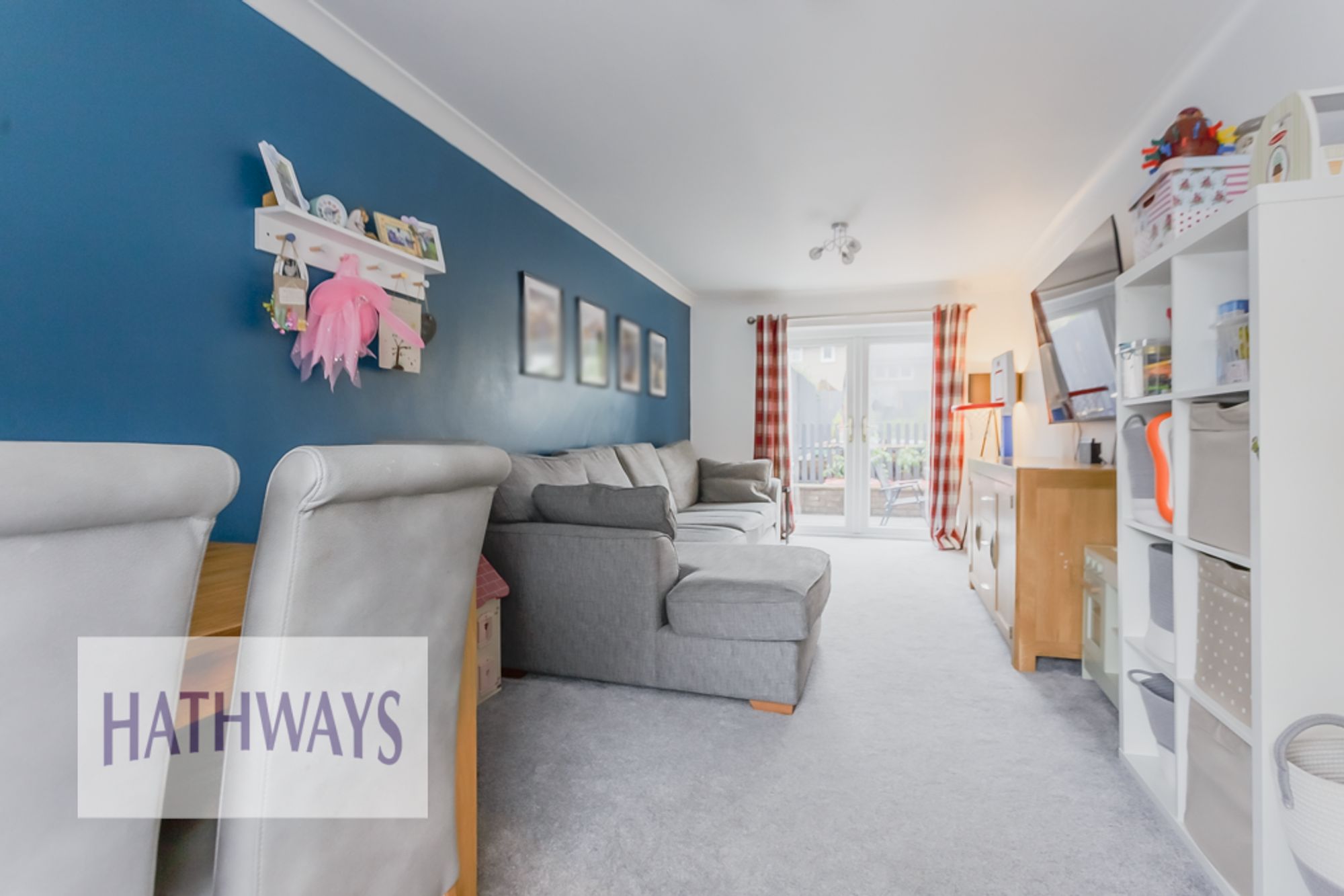 3 bed mid-terraced house for sale in The Rise, Cwmbran 3