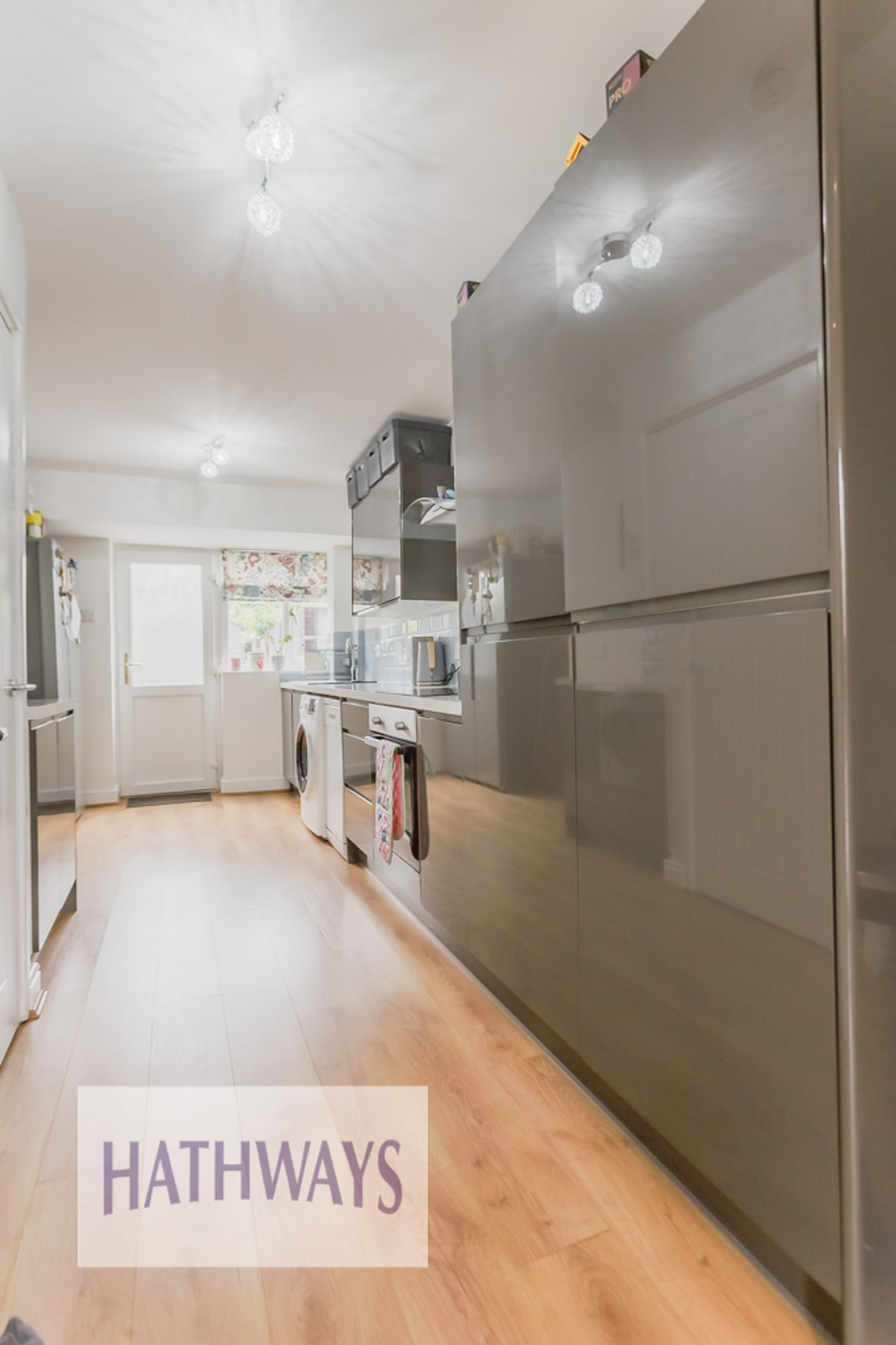 3 bed mid-terraced house for sale in The Rise, Cwmbran 9