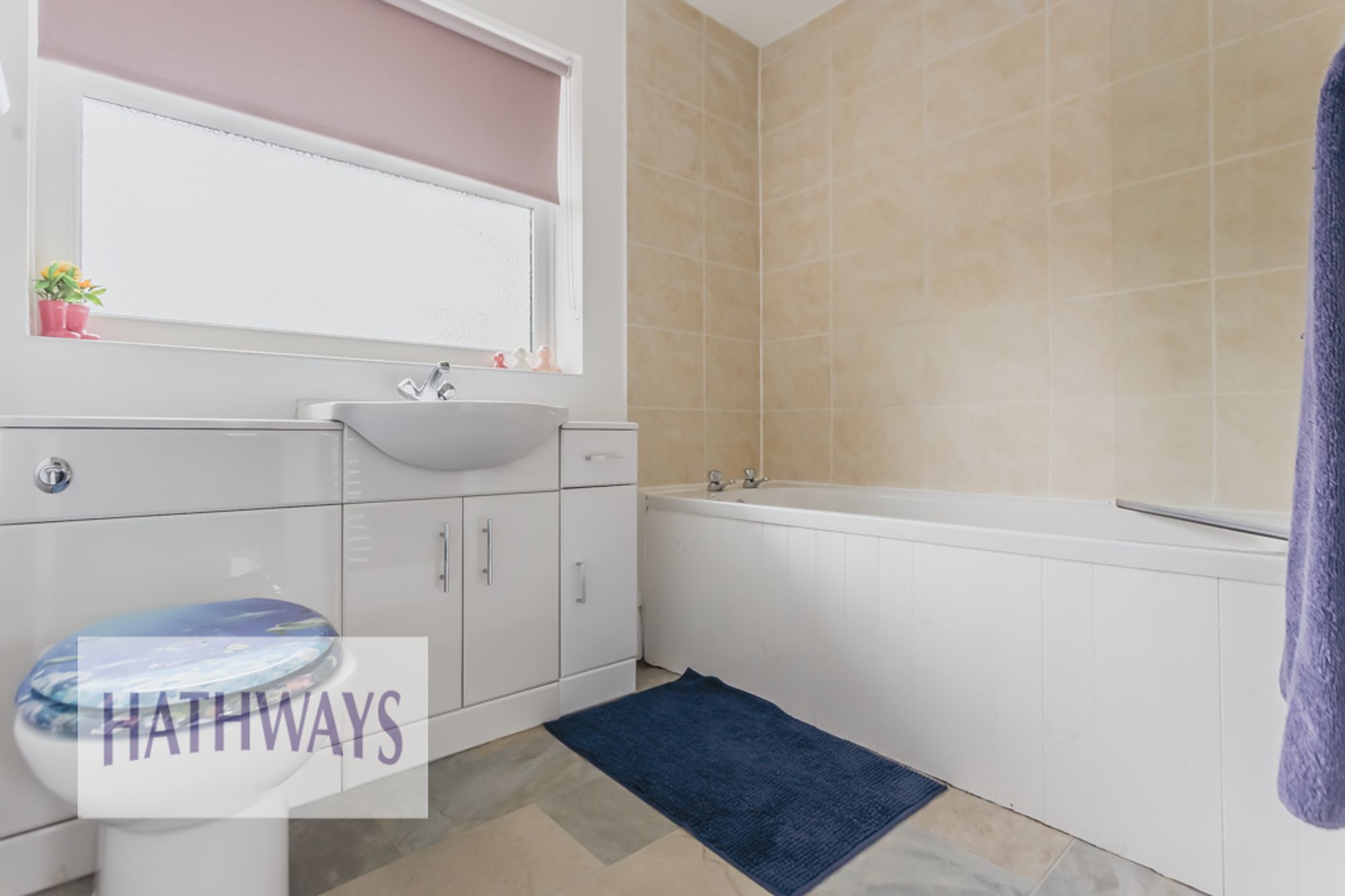 3 bed mid-terraced house for sale in The Rise, Cwmbran  - Property Image 23