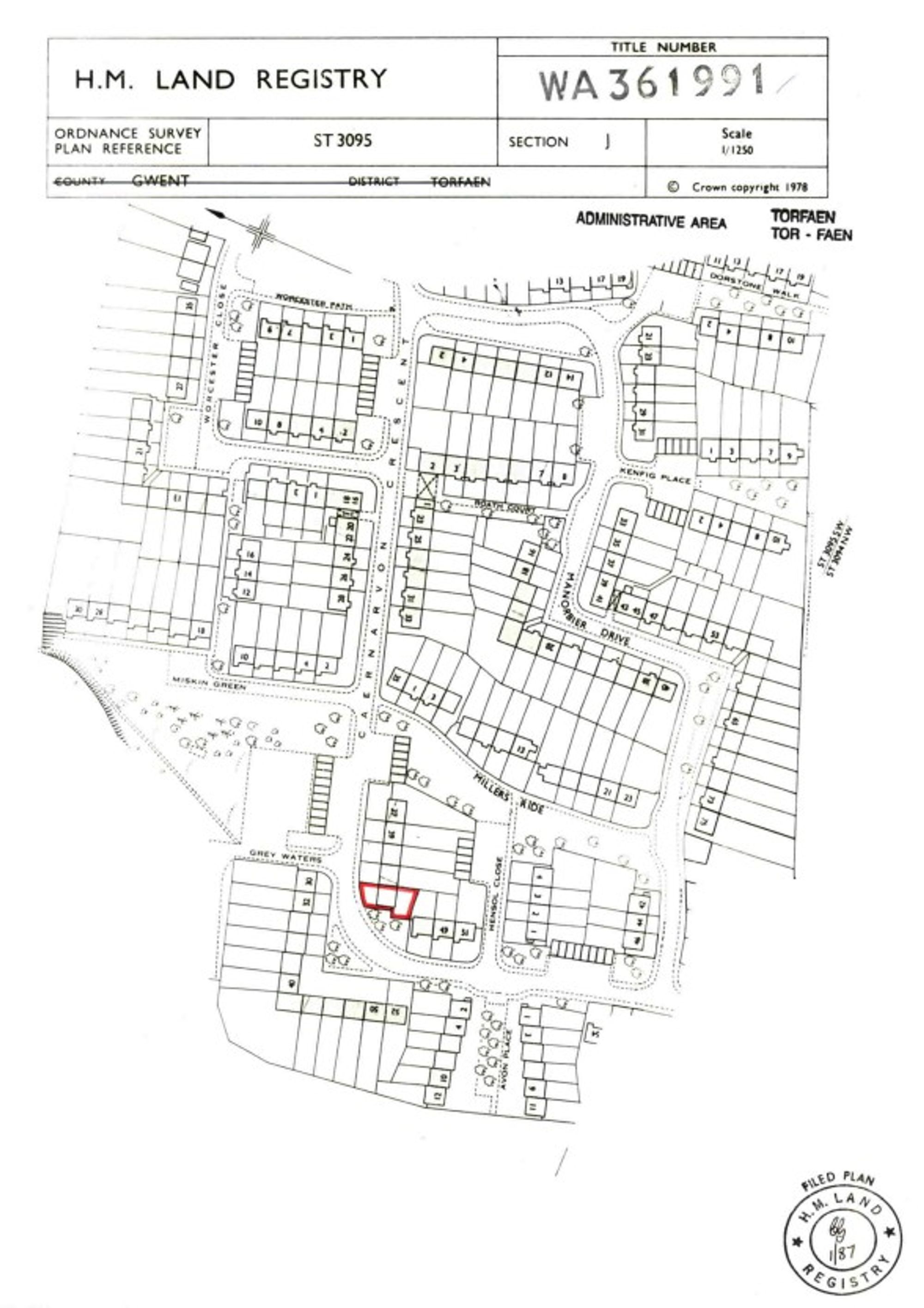 3 bed end of terrace house for sale in Caernarvon Crescent, Cwmbran 38