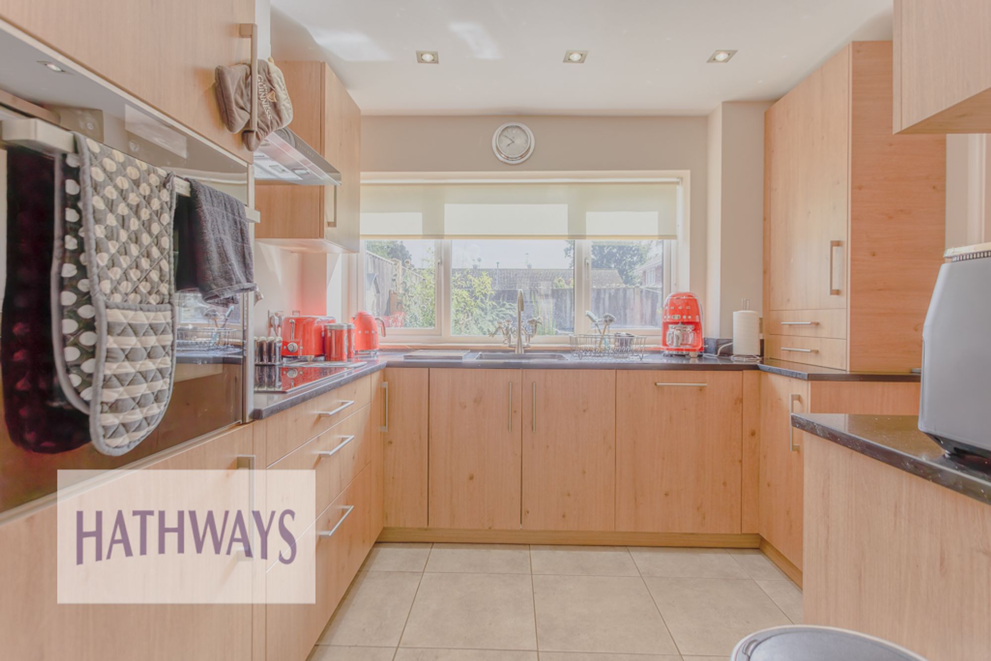 3 bed end of terrace house for sale in Caernarvon Crescent, Cwmbran 4