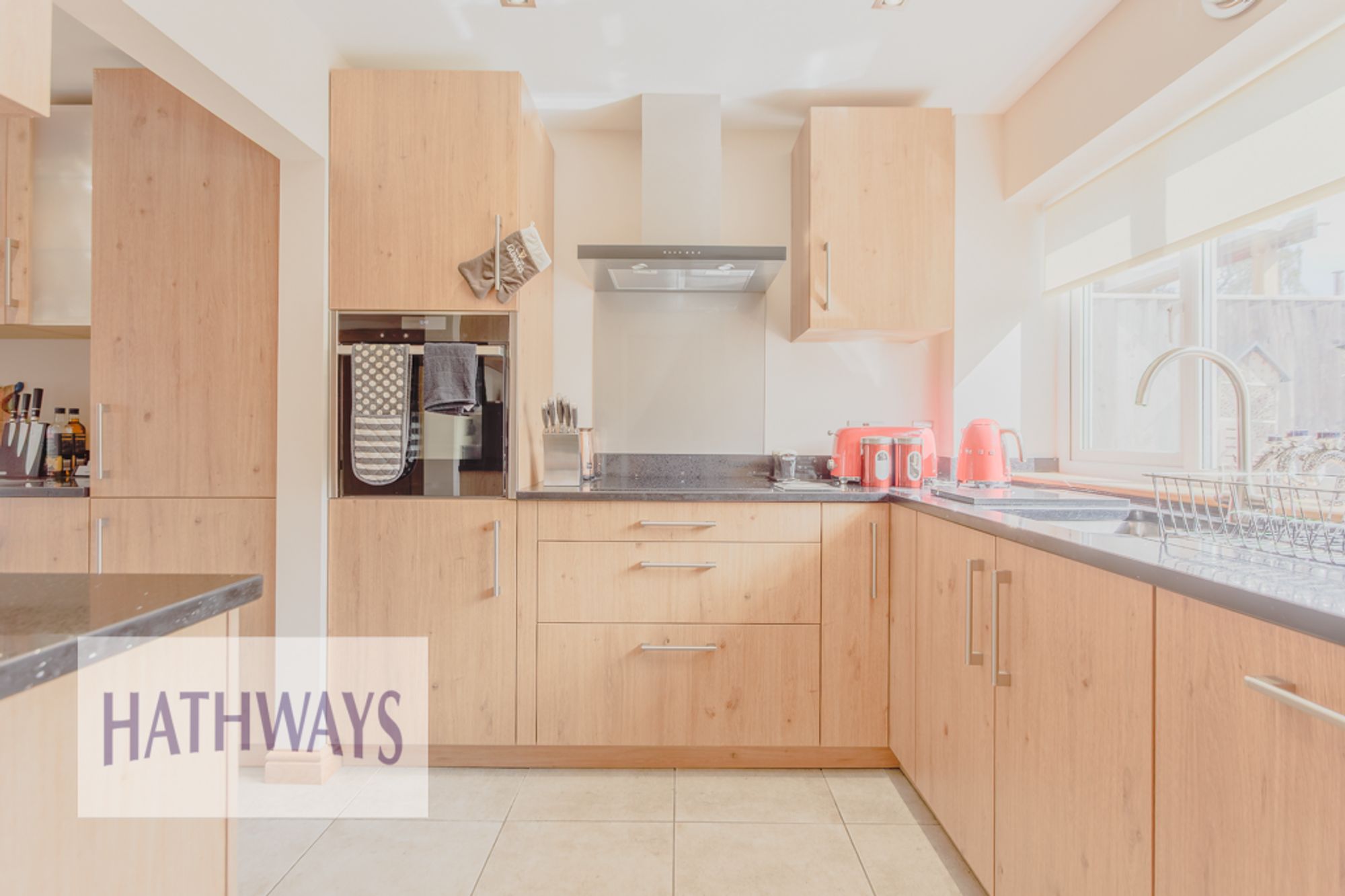 3 bed end of terrace house for sale in Caernarvon Crescent, Cwmbran 6