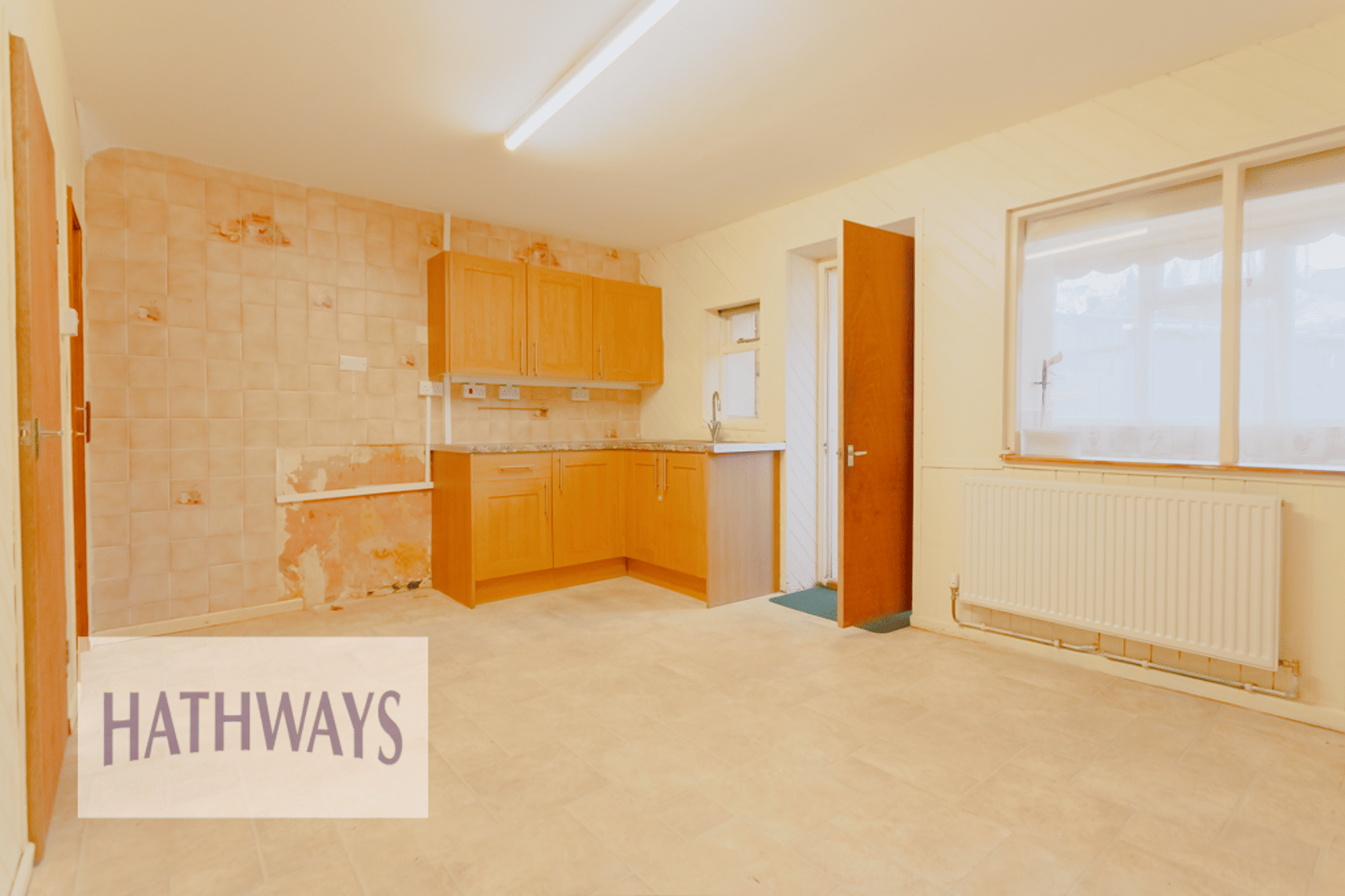 2 bed mid-terraced house for sale in Wesley Street, Cwmbran 7
