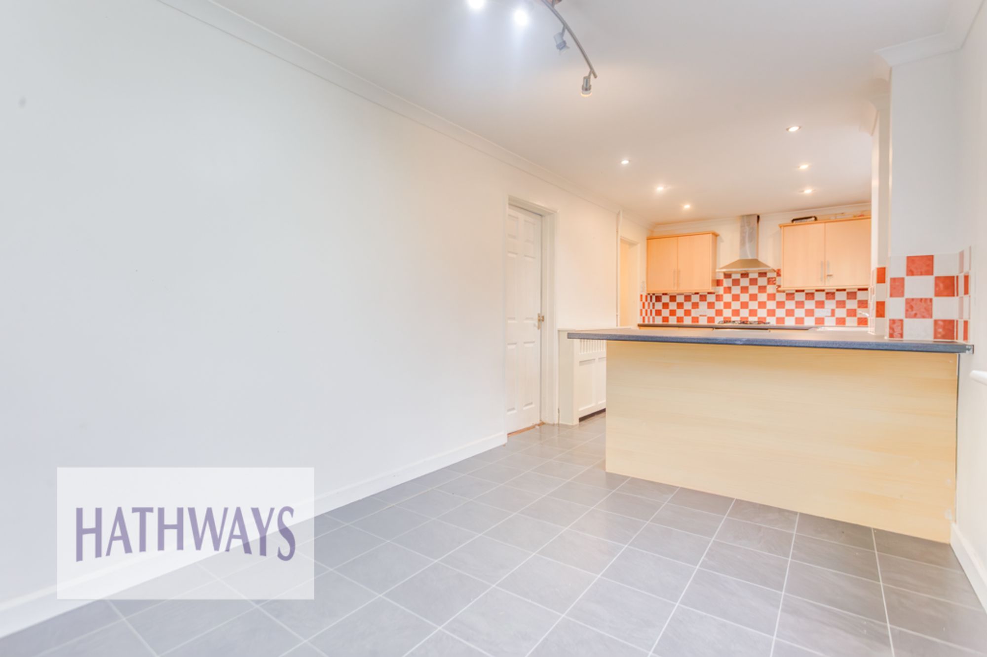 3 bed terraced house for sale in Manorbier Drive, Cwmbran  - Property Image 15
