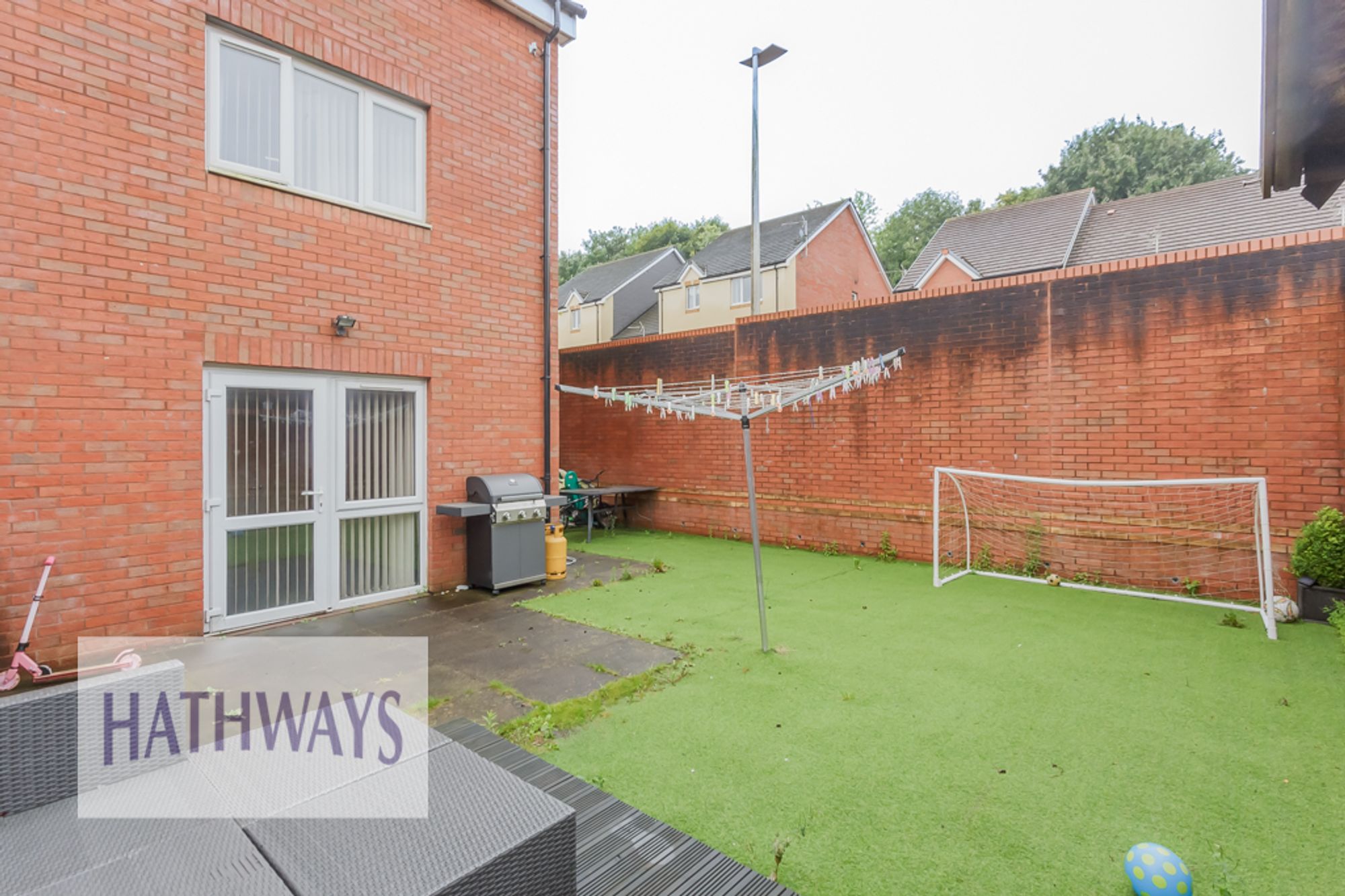 3 bed end of terrace house for sale in Clos Cae Nant, Cwmbran  - Property Image 35