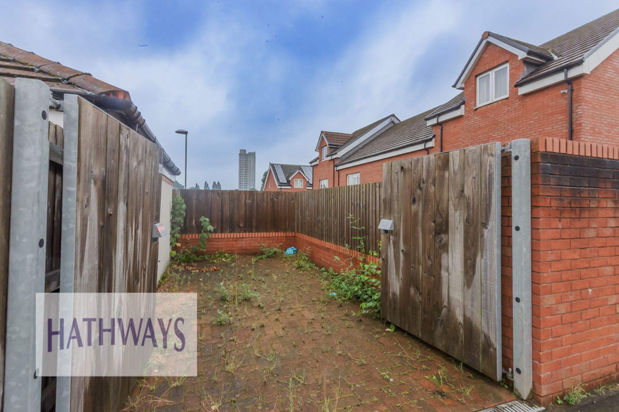 3 bed end of terrace house for sale in Clos Cae Nant, Cwmbran  - Property Image 37