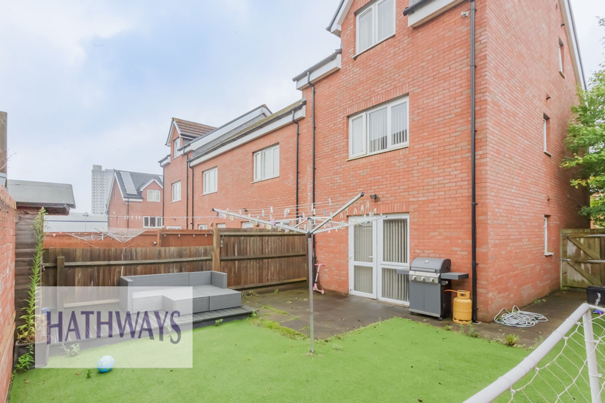 3 bed end of terrace house for sale in Clos Cae Nant, Cwmbran  - Property Image 34