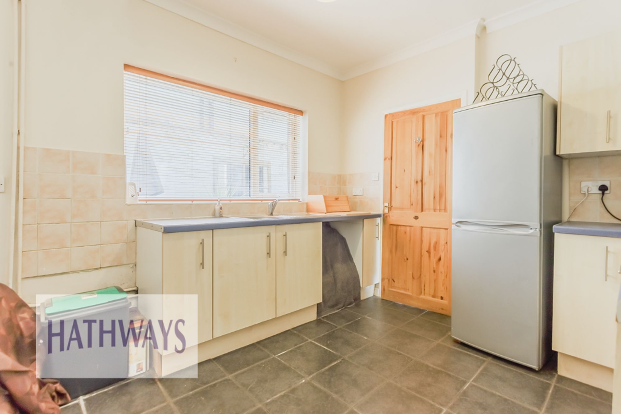 3 bed terraced house for sale in Wainfelin Road, Pontypool 9