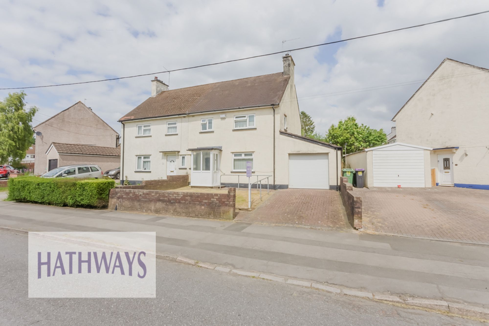 3 bed house for sale in North Road, Cwmbran  - Property Image 1