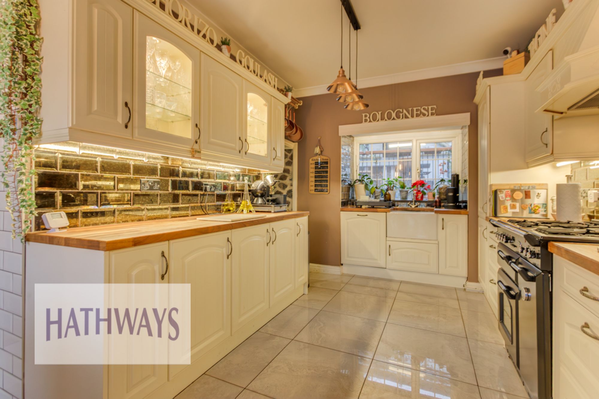 5 bed detached house for sale in Victoria Road, Pontypool  - Property Image 9