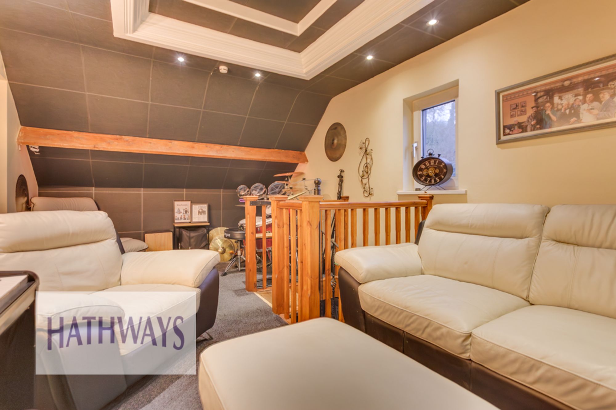 5 bed detached house for sale in Victoria Road, Pontypool  - Property Image 38