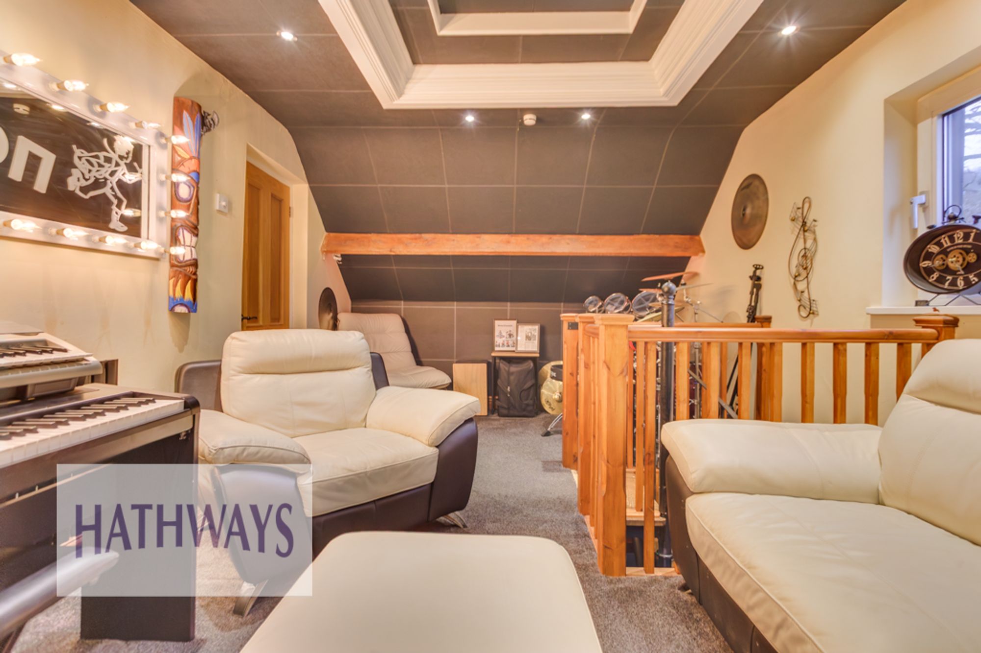 5 bed detached house for sale in Victoria Road, Pontypool  - Property Image 37