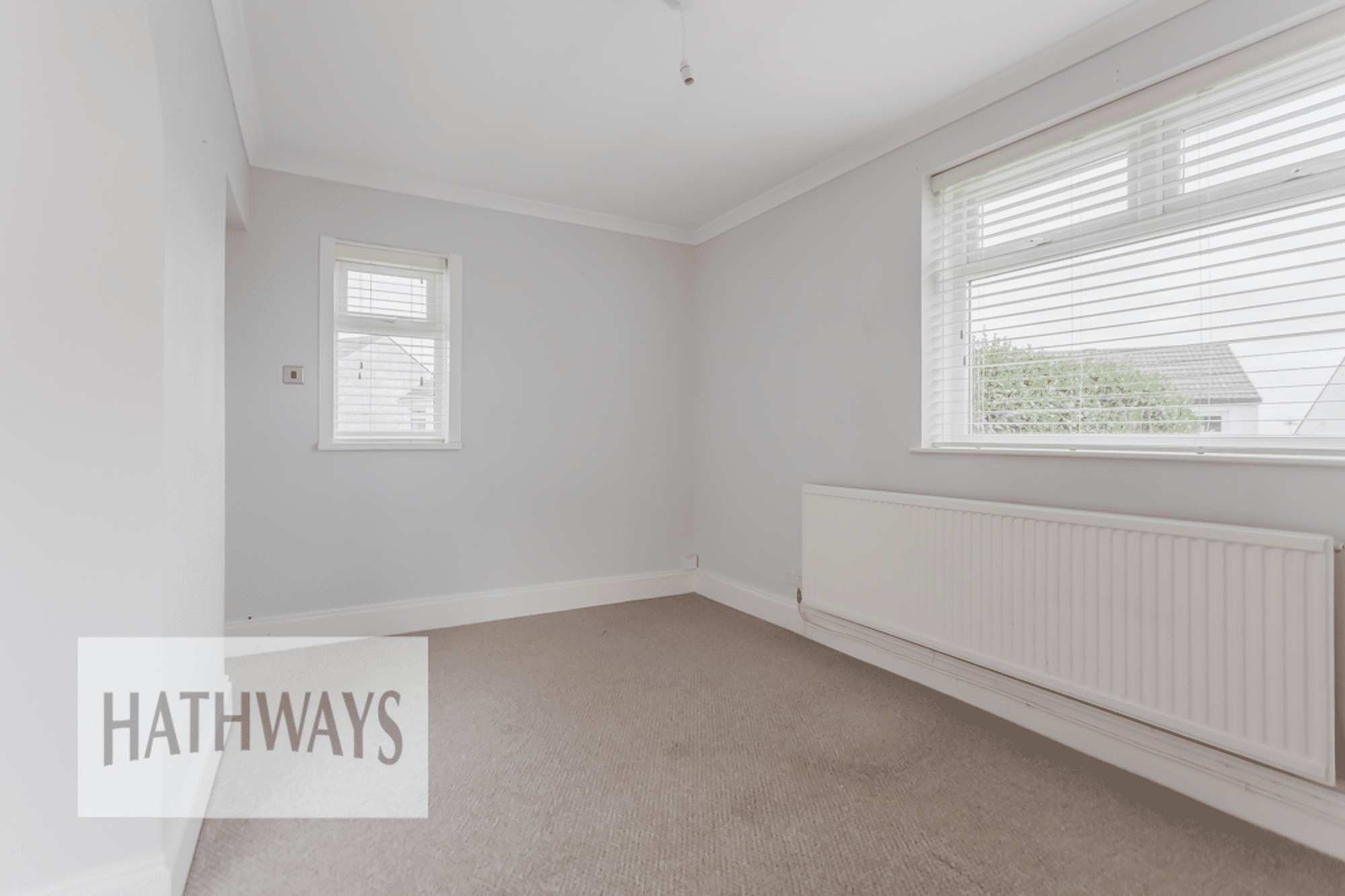 3 bed end of terrace house for sale in Marlborough Road, Cwmbran  - Property Image 8