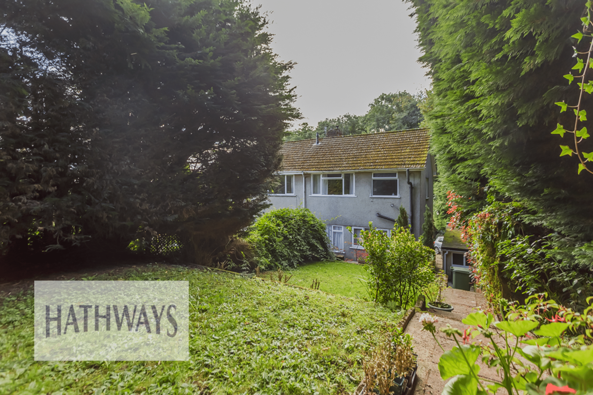 3 bed semi-detached house for sale in Berkeley Crescent, Pontypool  - Property Image 36