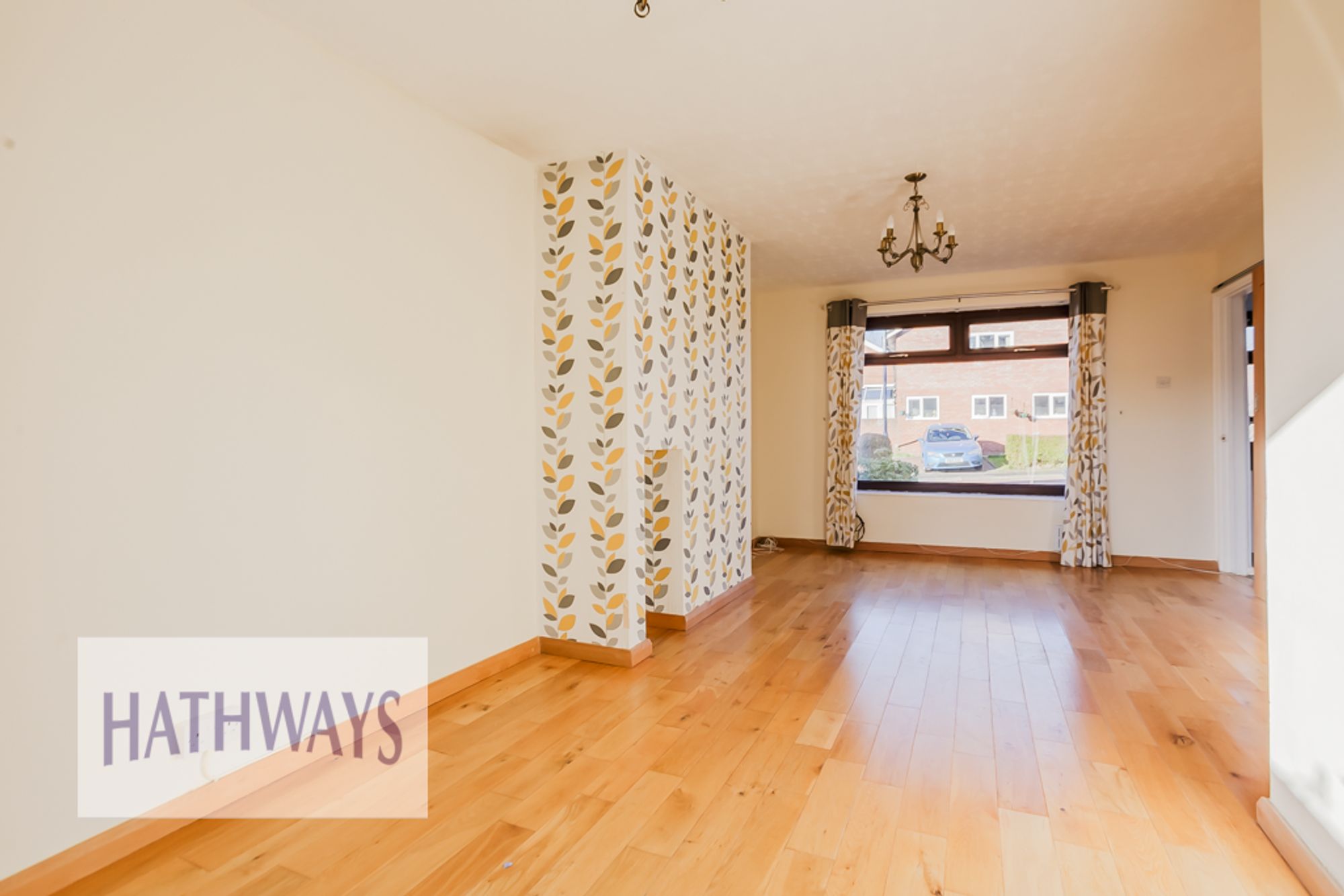 3 bed mid-terraced house to rent in Pembroke Place, Cwmbran  - Property Image 3