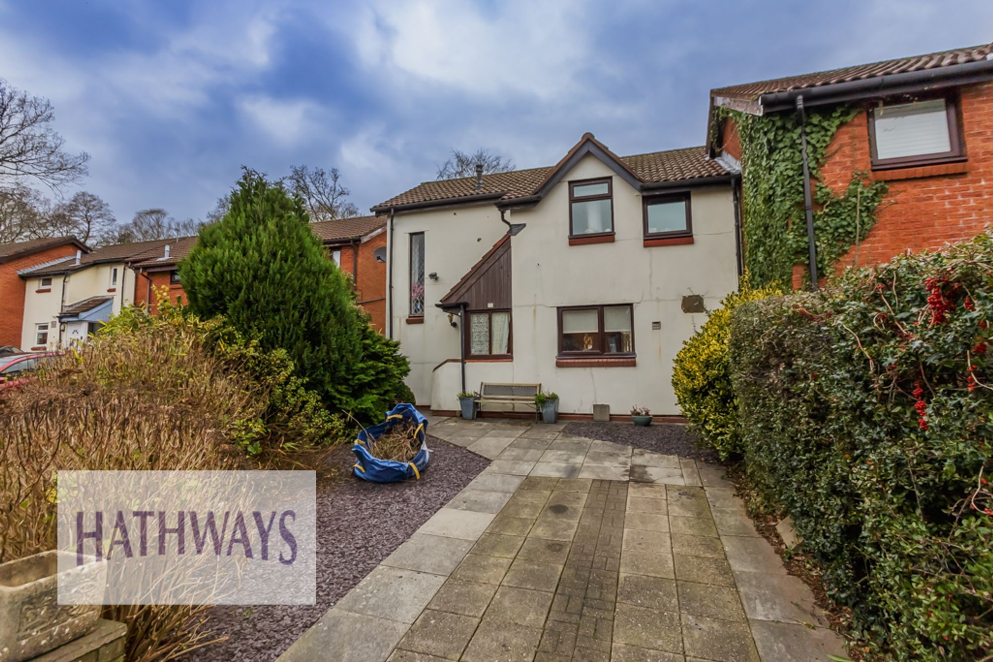 3 bed semi-detached house for sale in Greenfield Close, Cwmbran  - Property Image 1