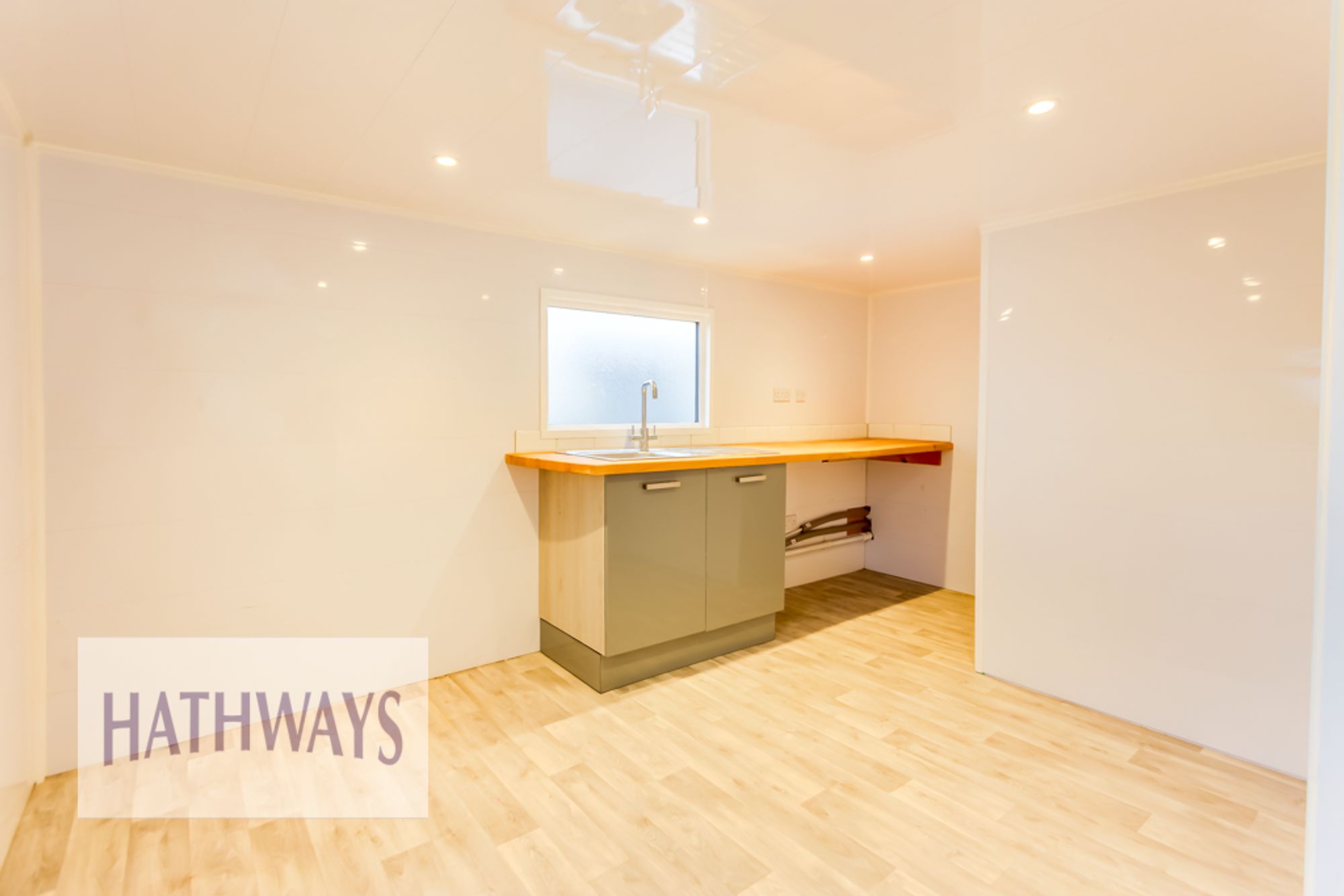 2 bed detached bungalow to rent in Cefn Close, Cwmbran 27