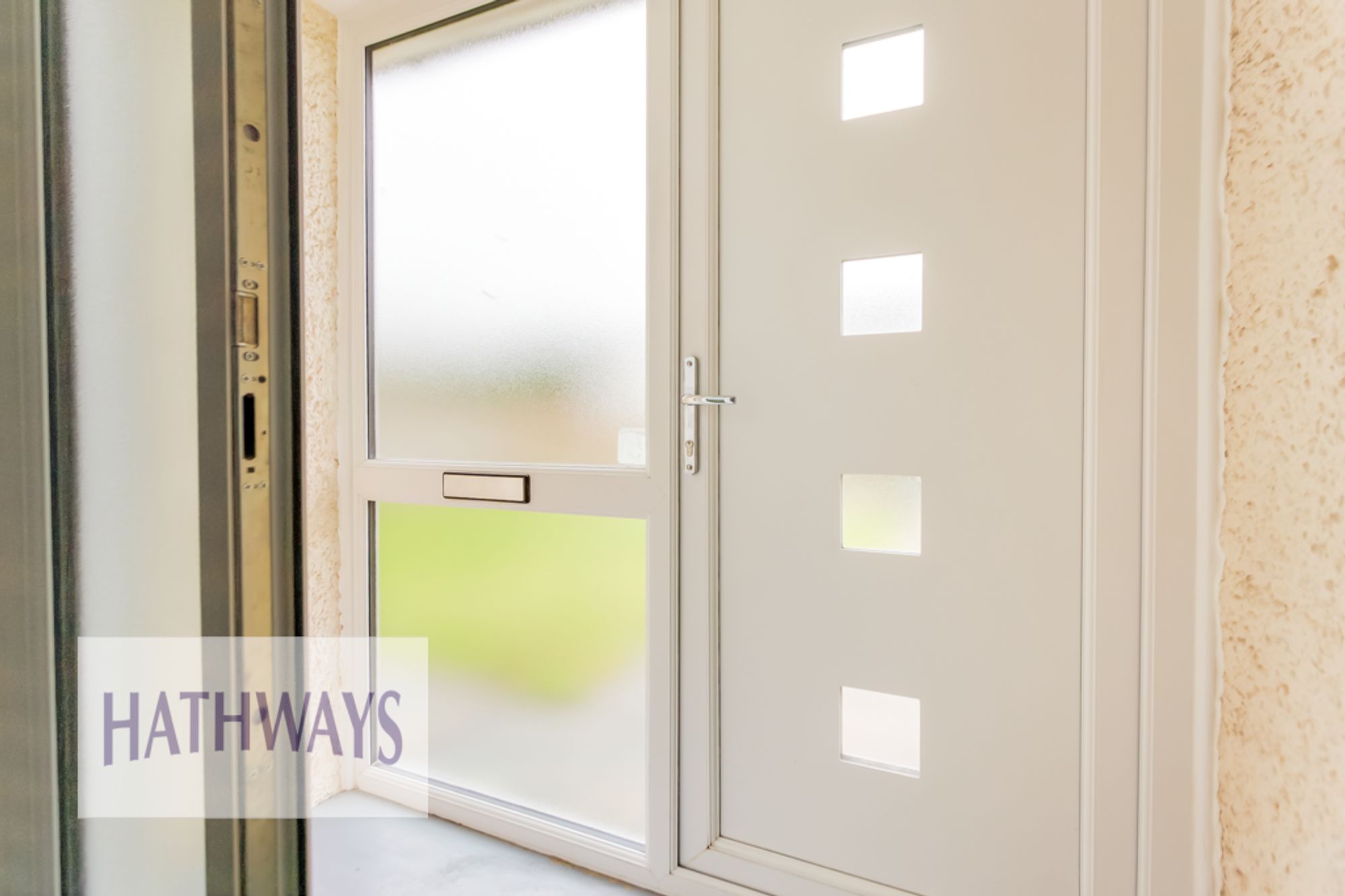 2 bed detached bungalow to rent in Cefn Close, Cwmbran  - Property Image 14