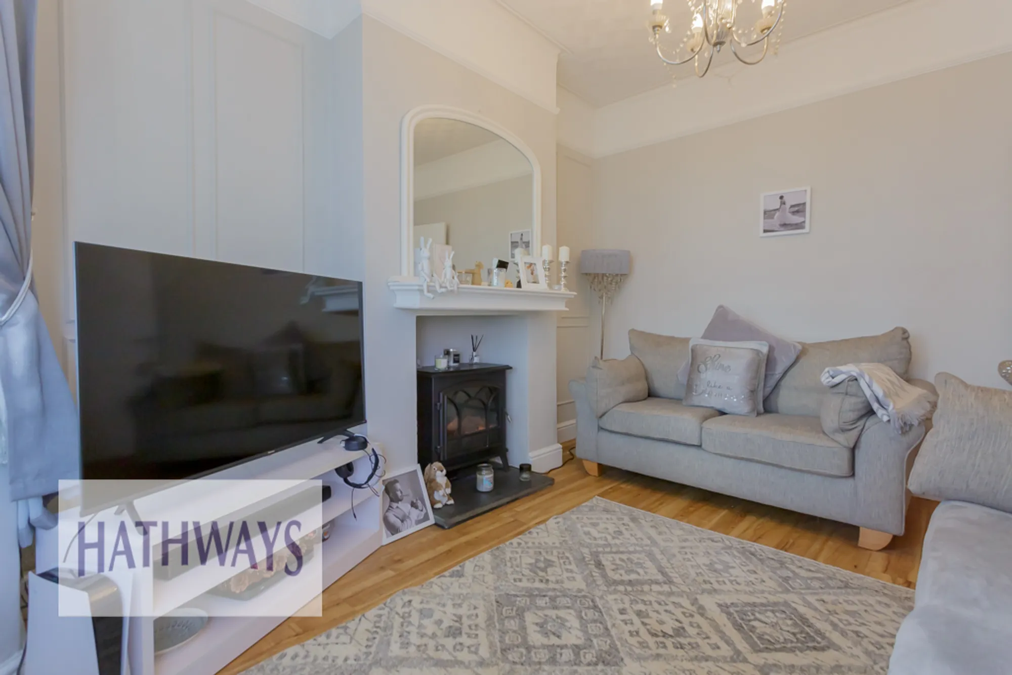 3 bed mid-terraced house for sale in Llantarnam Road, Cwmbran  - Property Image 5