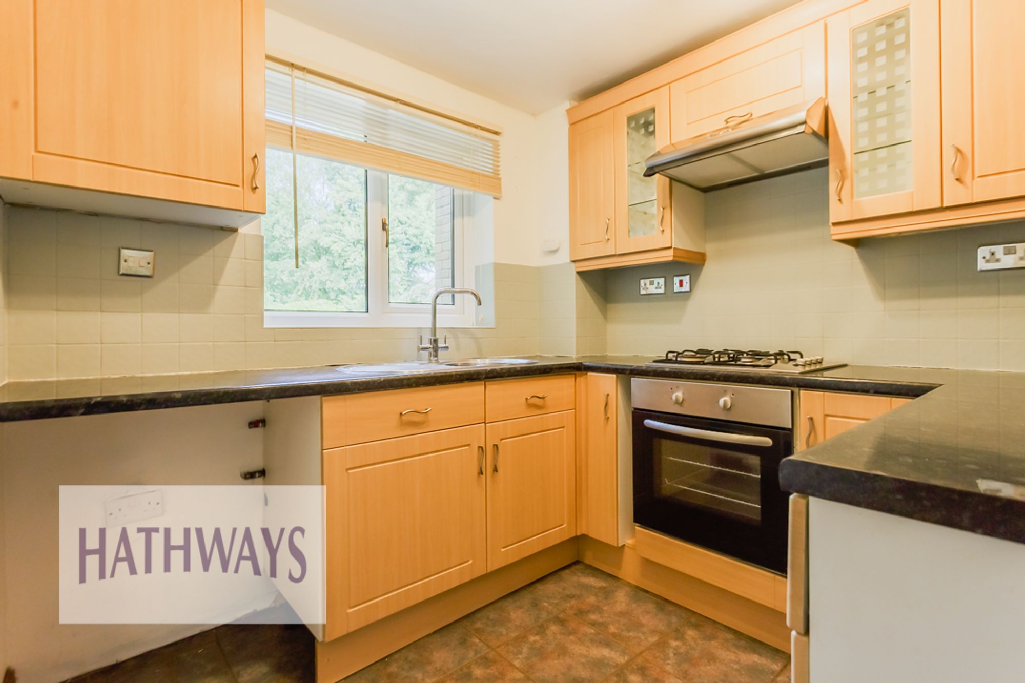 2 bed mid-terraced house to rent in Forge Close, Caerleon  - Property Image 6