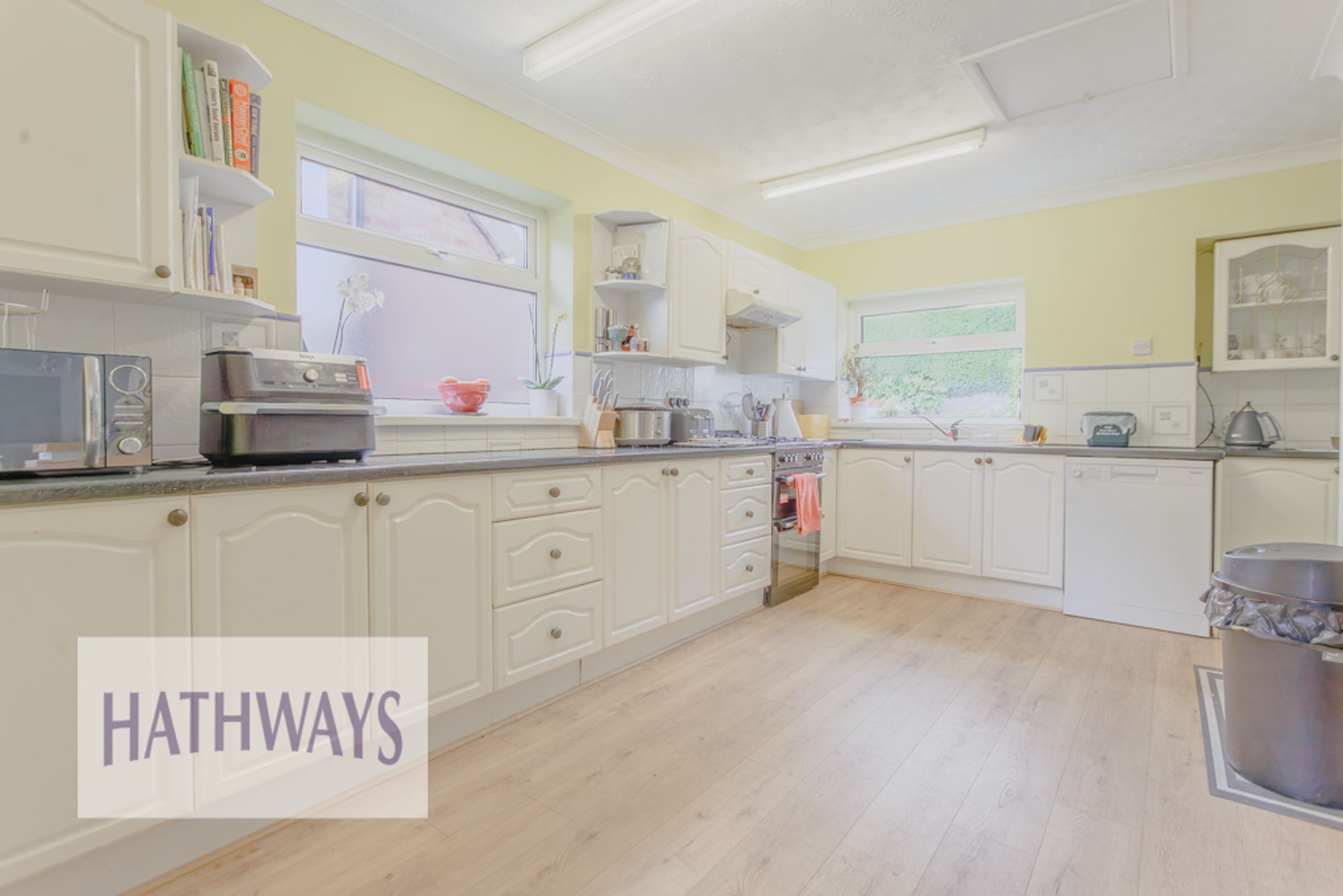 3 bed semi-detached house for sale in Severn View, Cwmbran  - Property Image 24