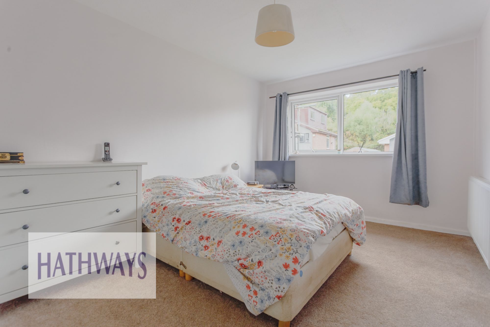 3 bed semi-detached house for sale in Severn View, Cwmbran  - Property Image 3