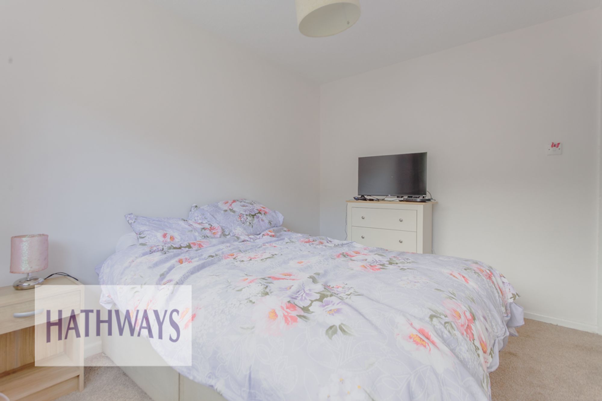 3 bed semi-detached house for sale in Severn View, Cwmbran  - Property Image 8