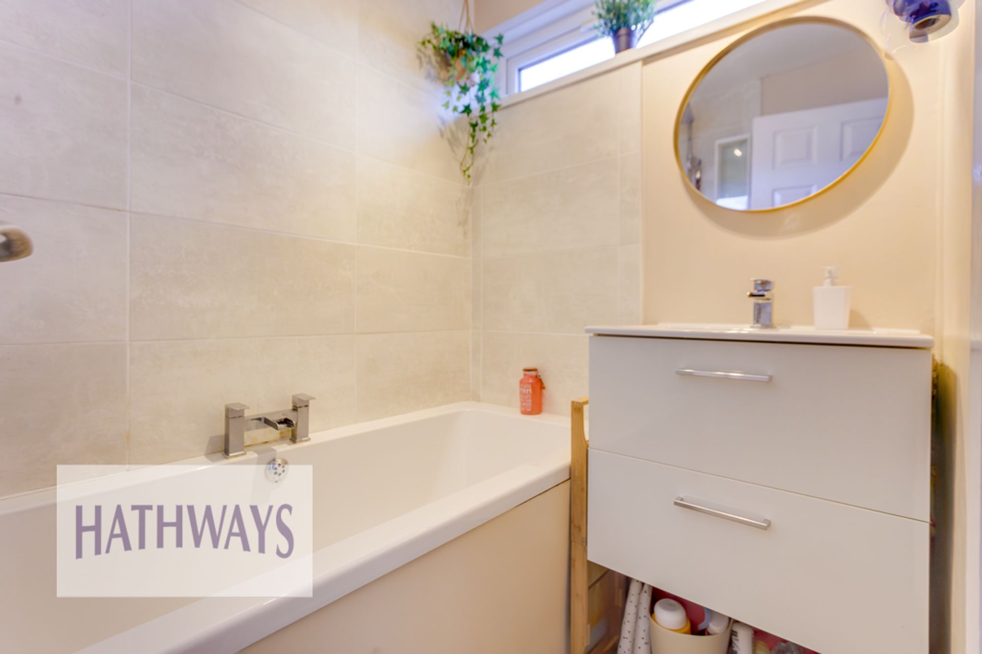 3 bed end of terrace house for sale in Short Path, Cwmbran 26