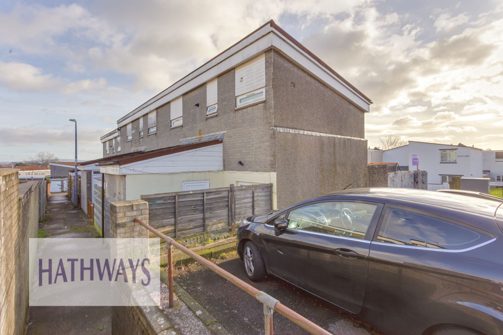 3 bed end of terrace house for sale in Short Path, Cwmbran  - Property Image 3