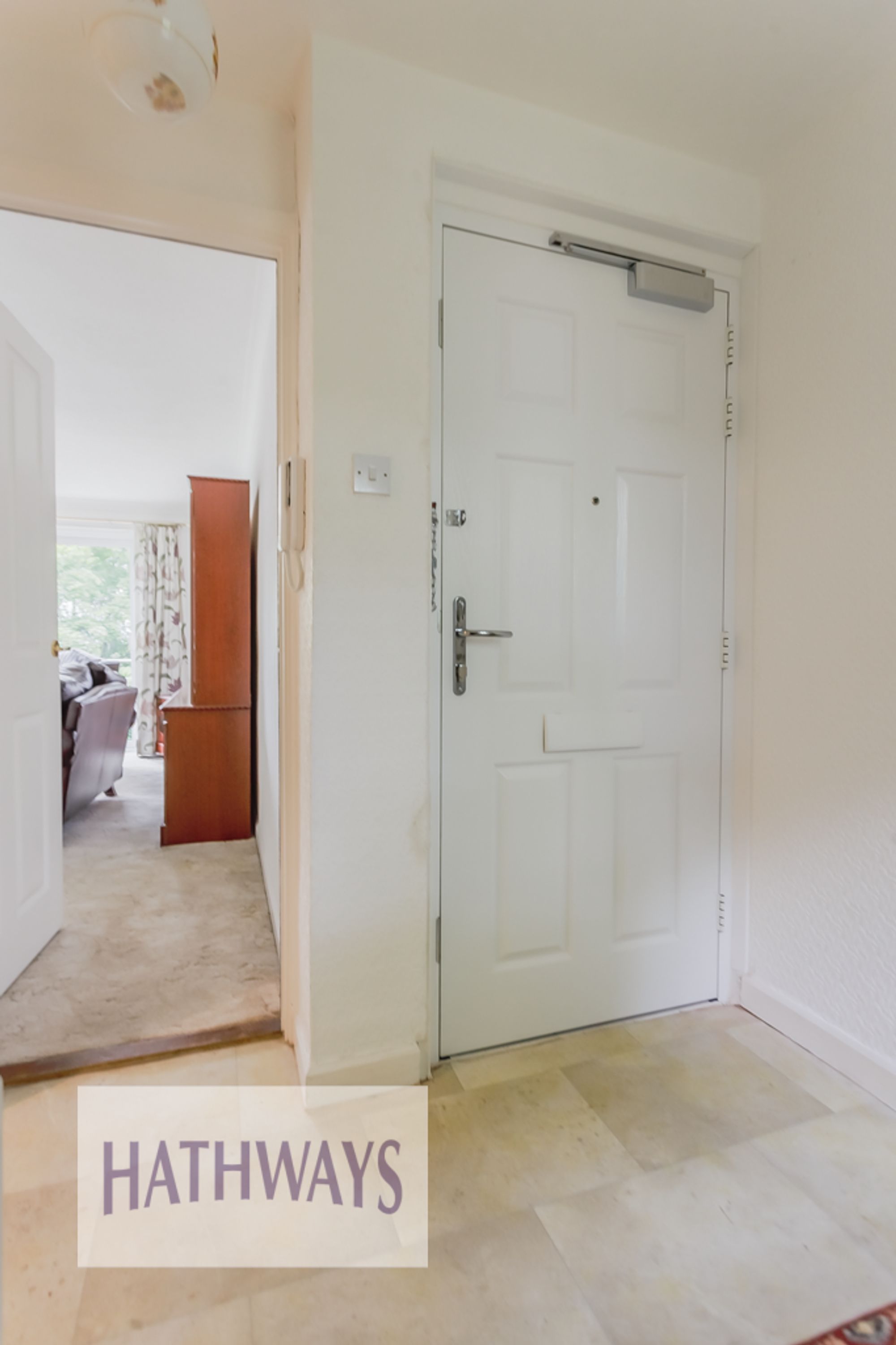 2 bed flat for sale in Croesyceiliog, Cwmbran 3